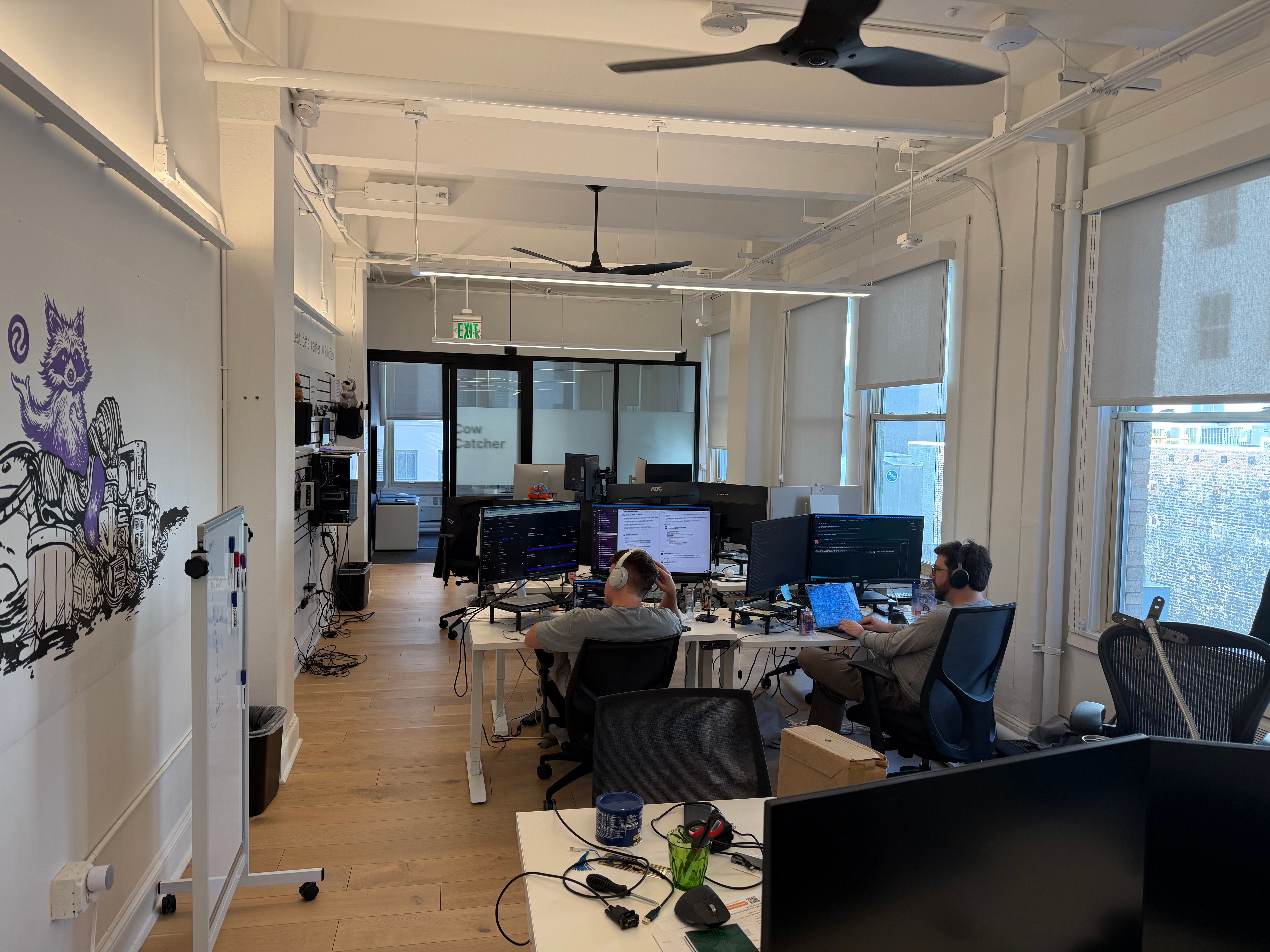 Fully furnished ("turnkey"), great WiFi, bright sublet