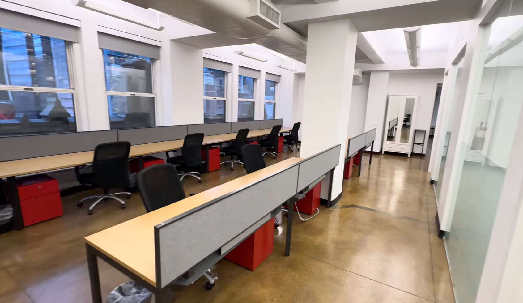 Bright Modern Workspace in Midtown West