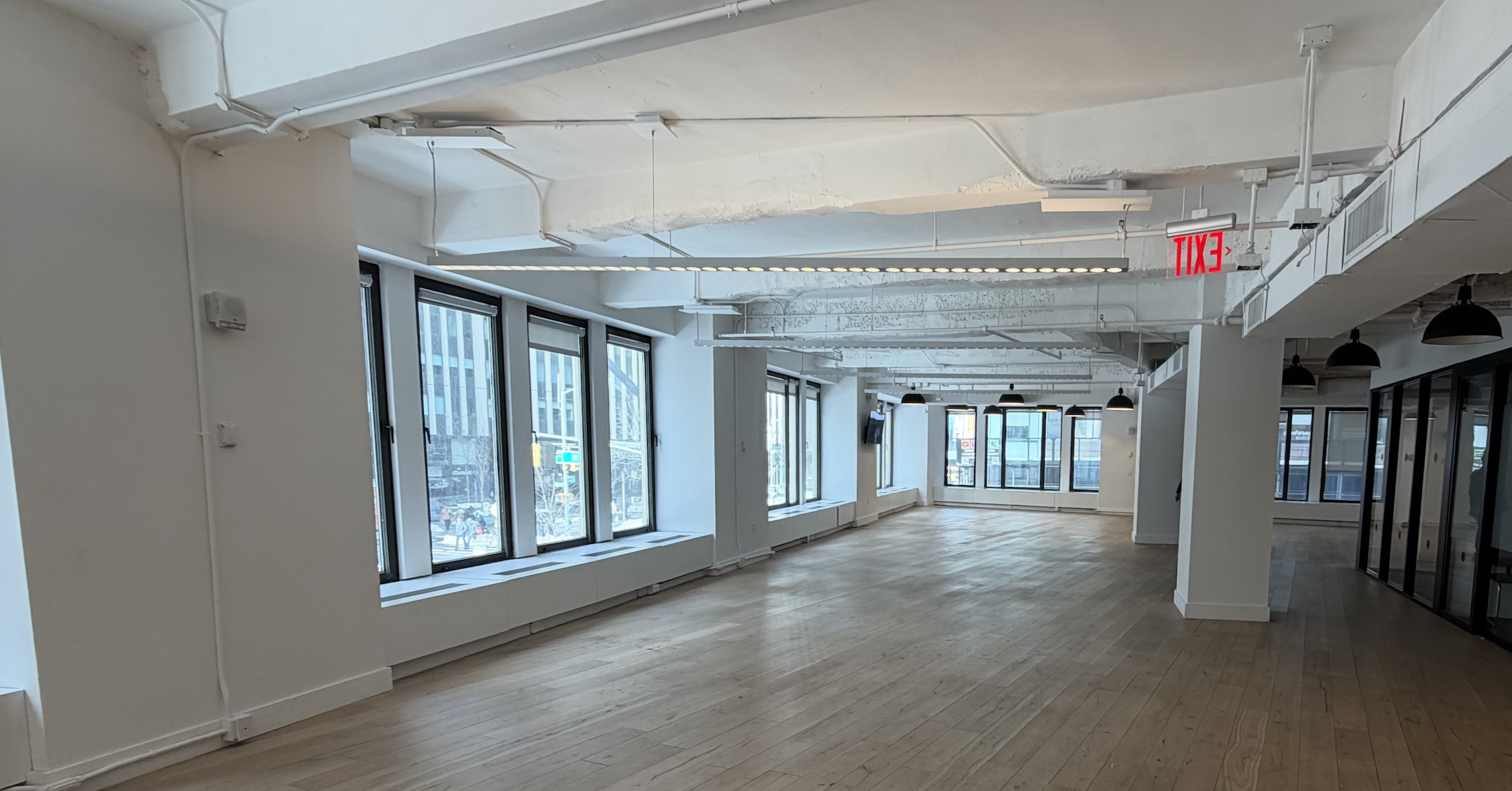 Modern Office Space in NYC's Garment District