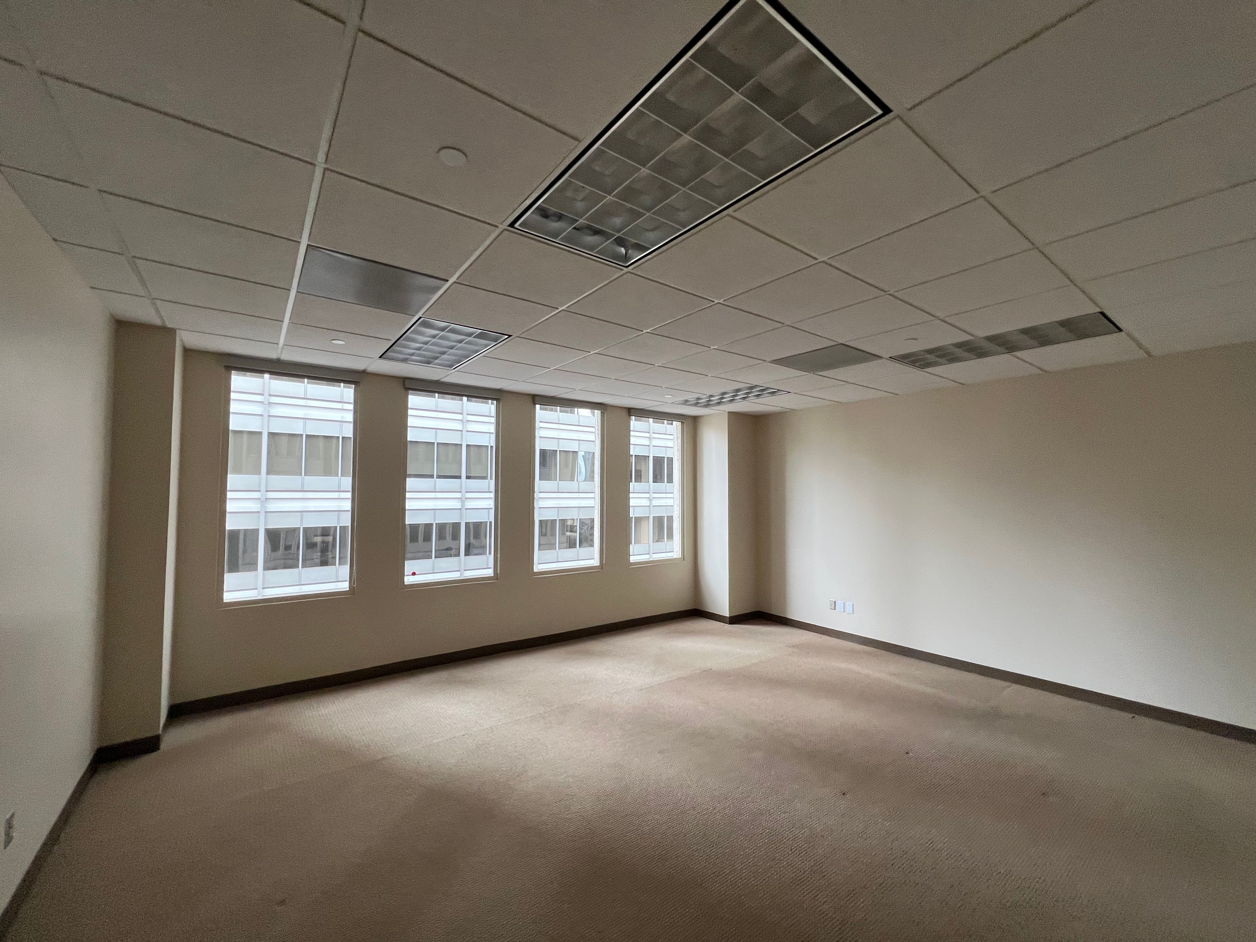 Bright, Modern Office in SF Financial District