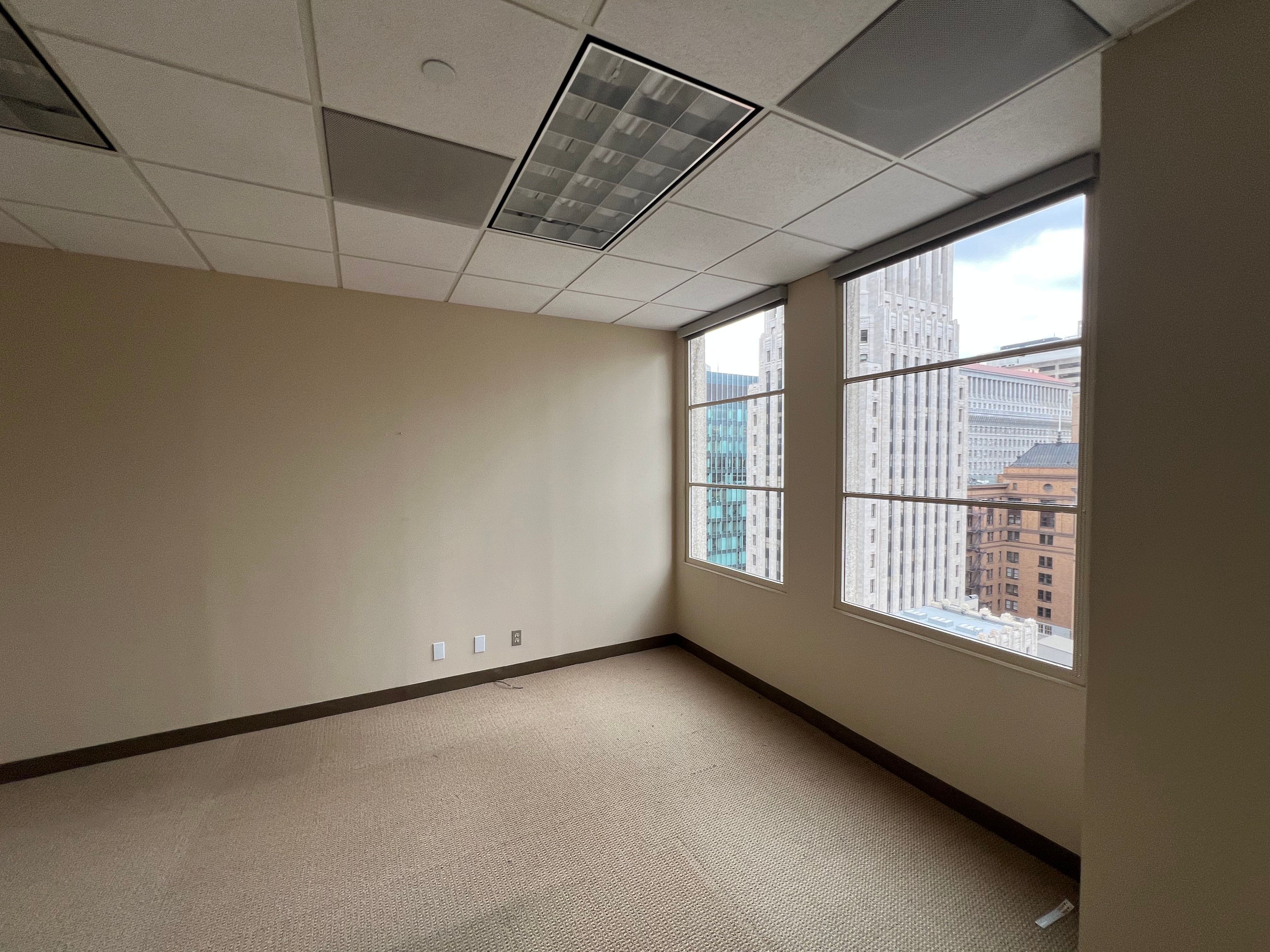 Bright, Modern Office in SF Financial District