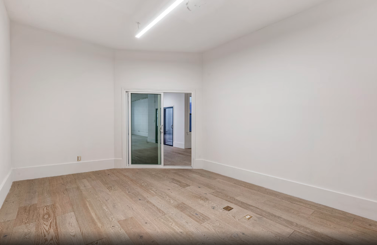 Vibrant Downtown SF Office Suite