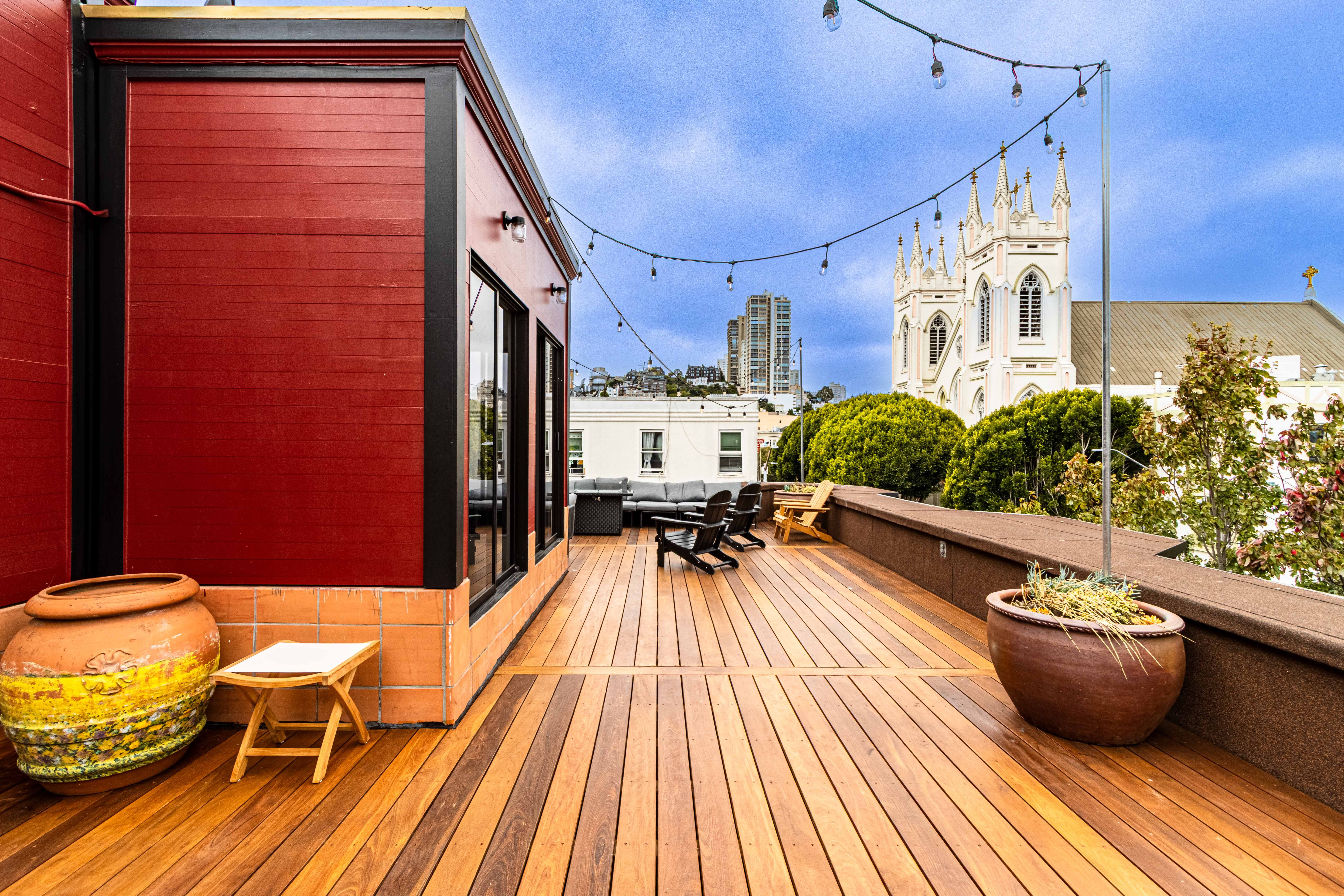 Bright Live/Work Office in North Beach with Outdoor Patio
