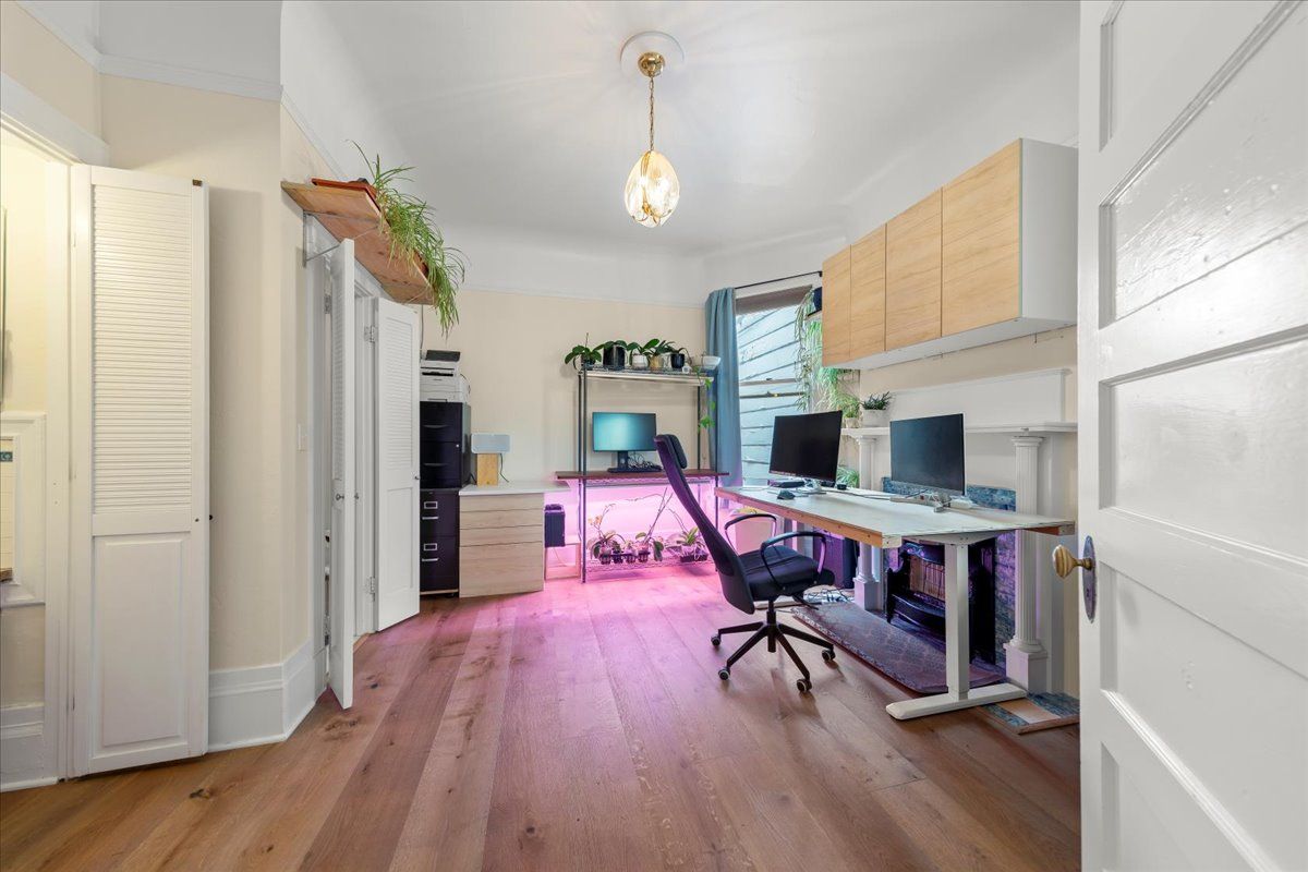 Bright and Inviting Pacific Heights Office Space