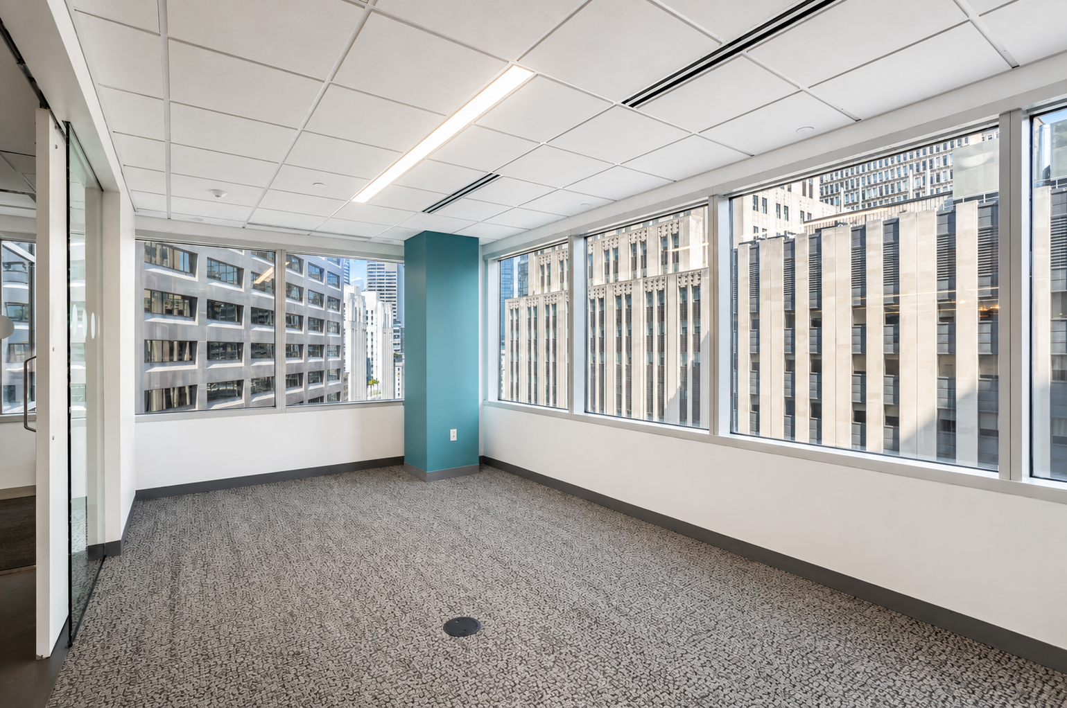 Modern Airy FiDi Office with Great Views
