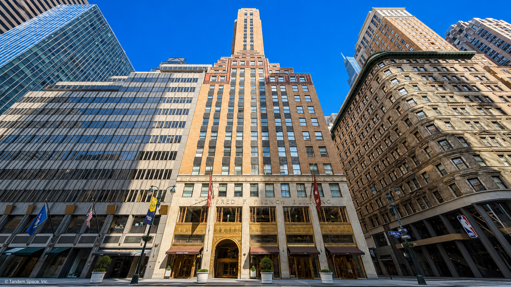 High-Floor Office in Midtown with 24/7 Access
