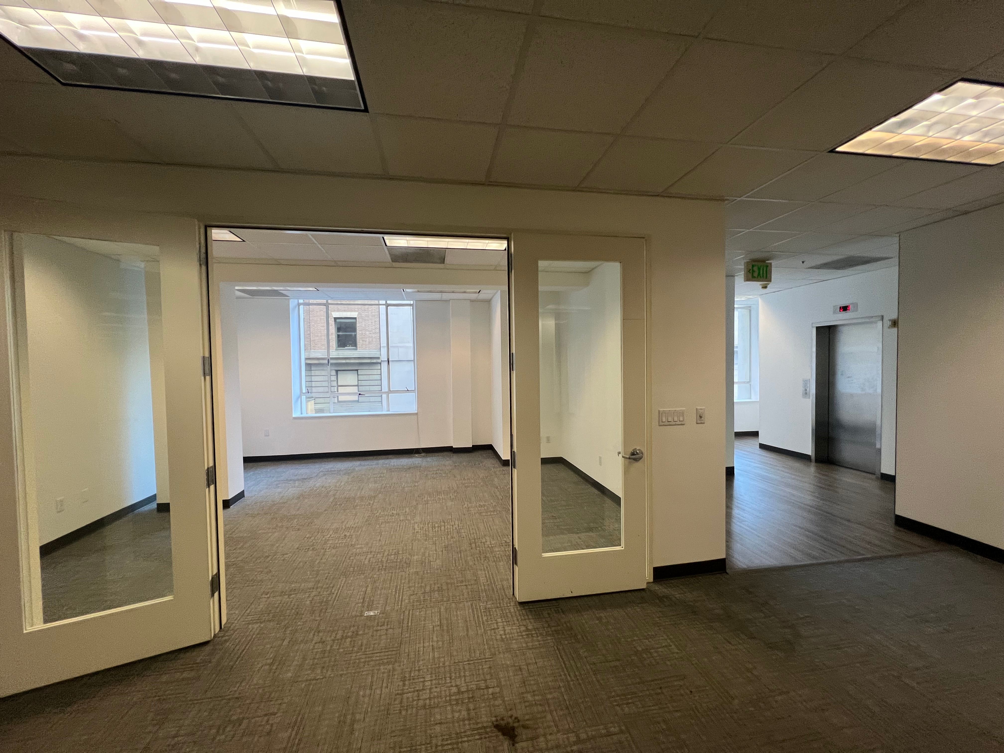 Bright Office Space in SF Financial District