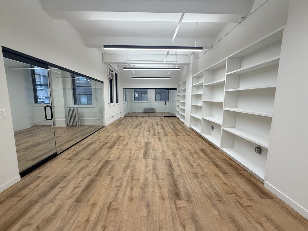 Bright Chelsea Office with Natural Light
