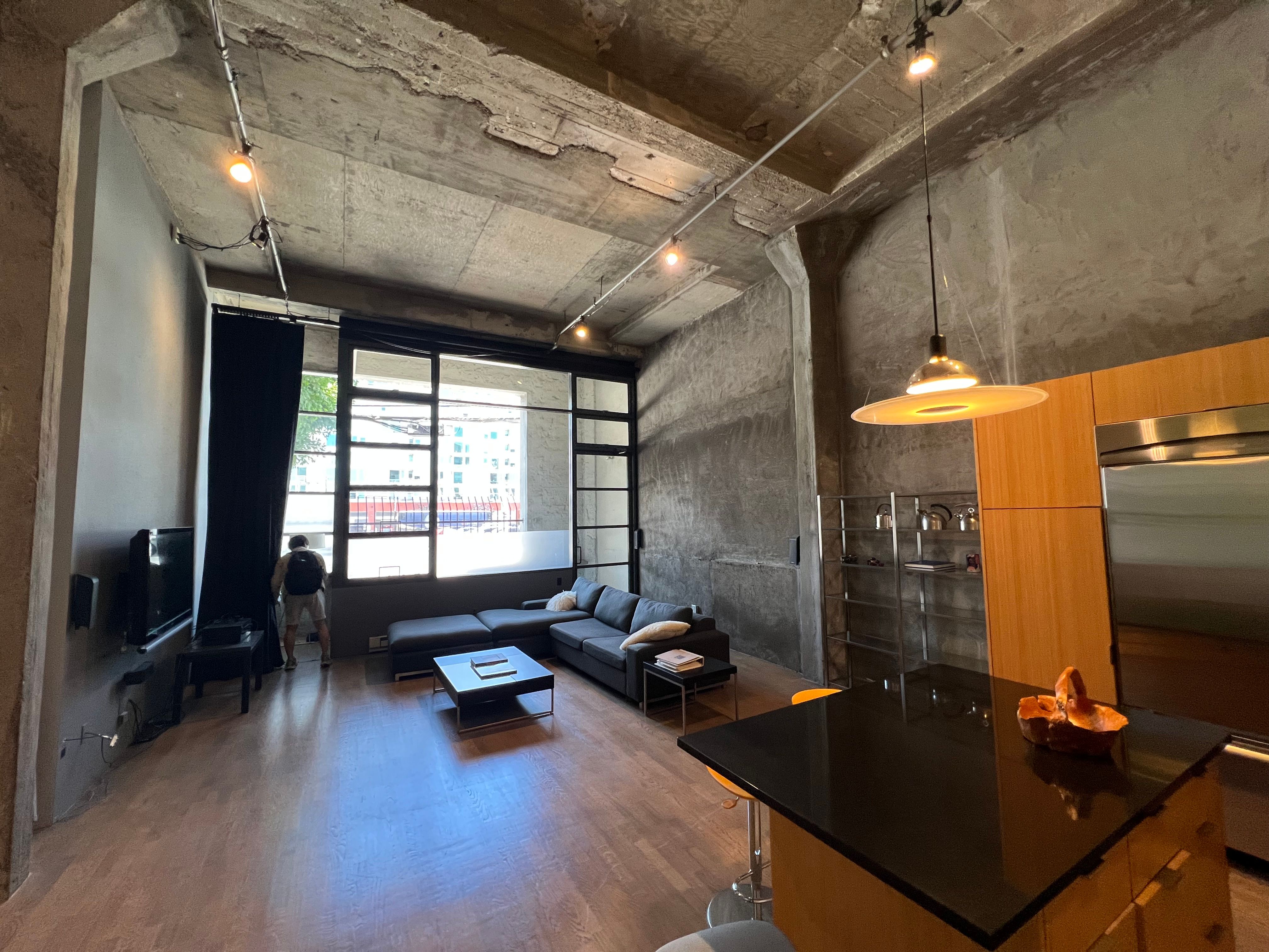 Bright Creative LiveWork Space in SOMA