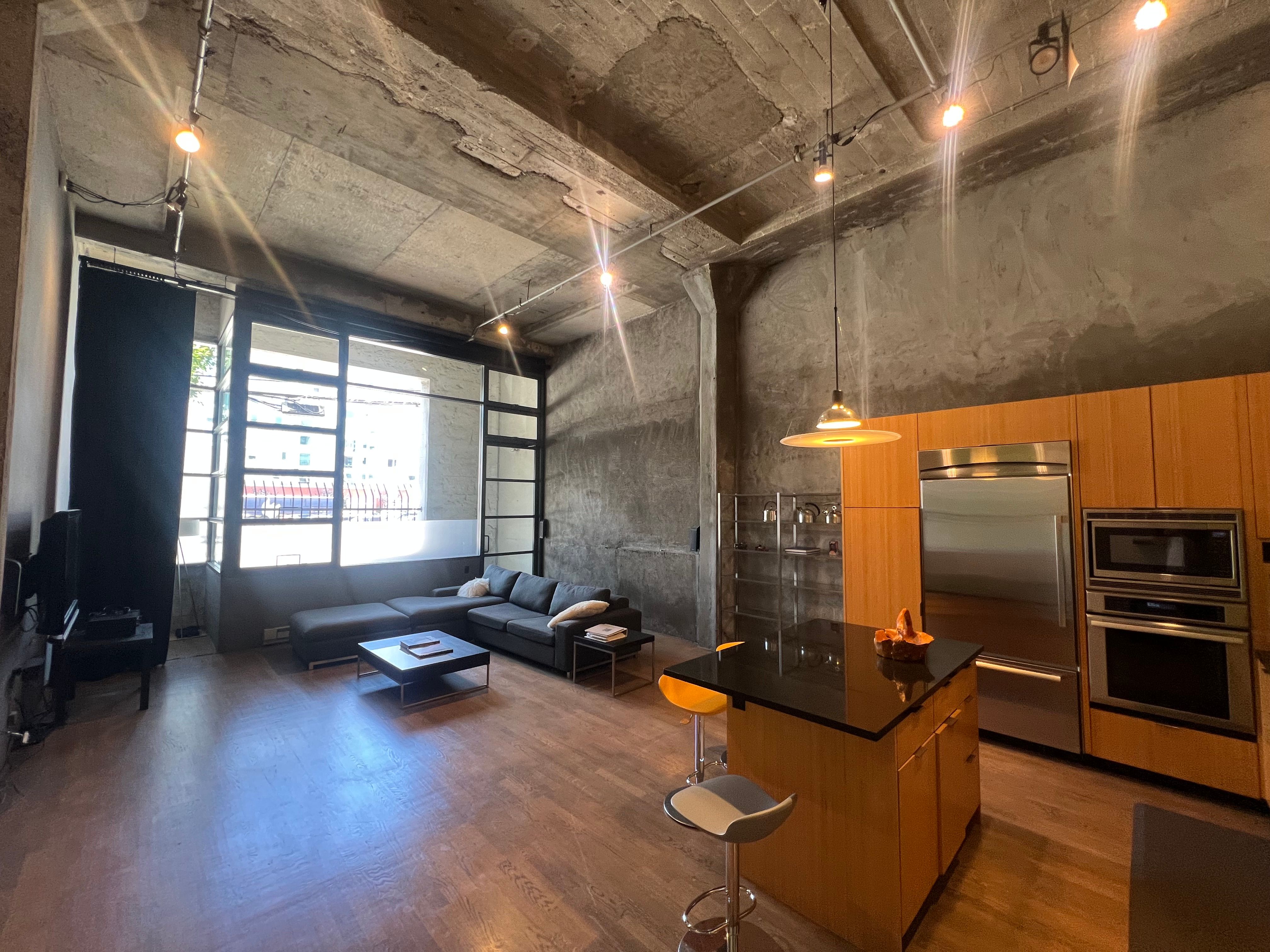 Bright Creative LiveWork Space in SOMA