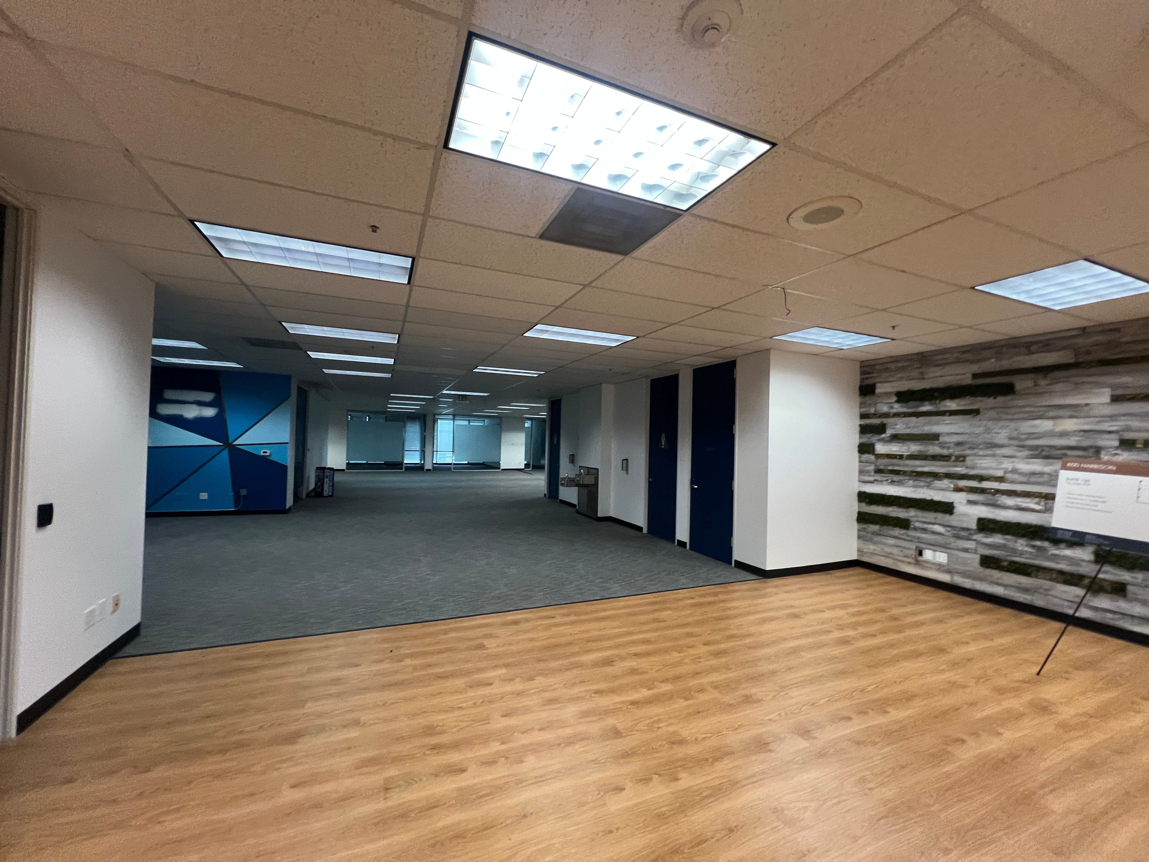 Bright and Modern Office in SF South Beach