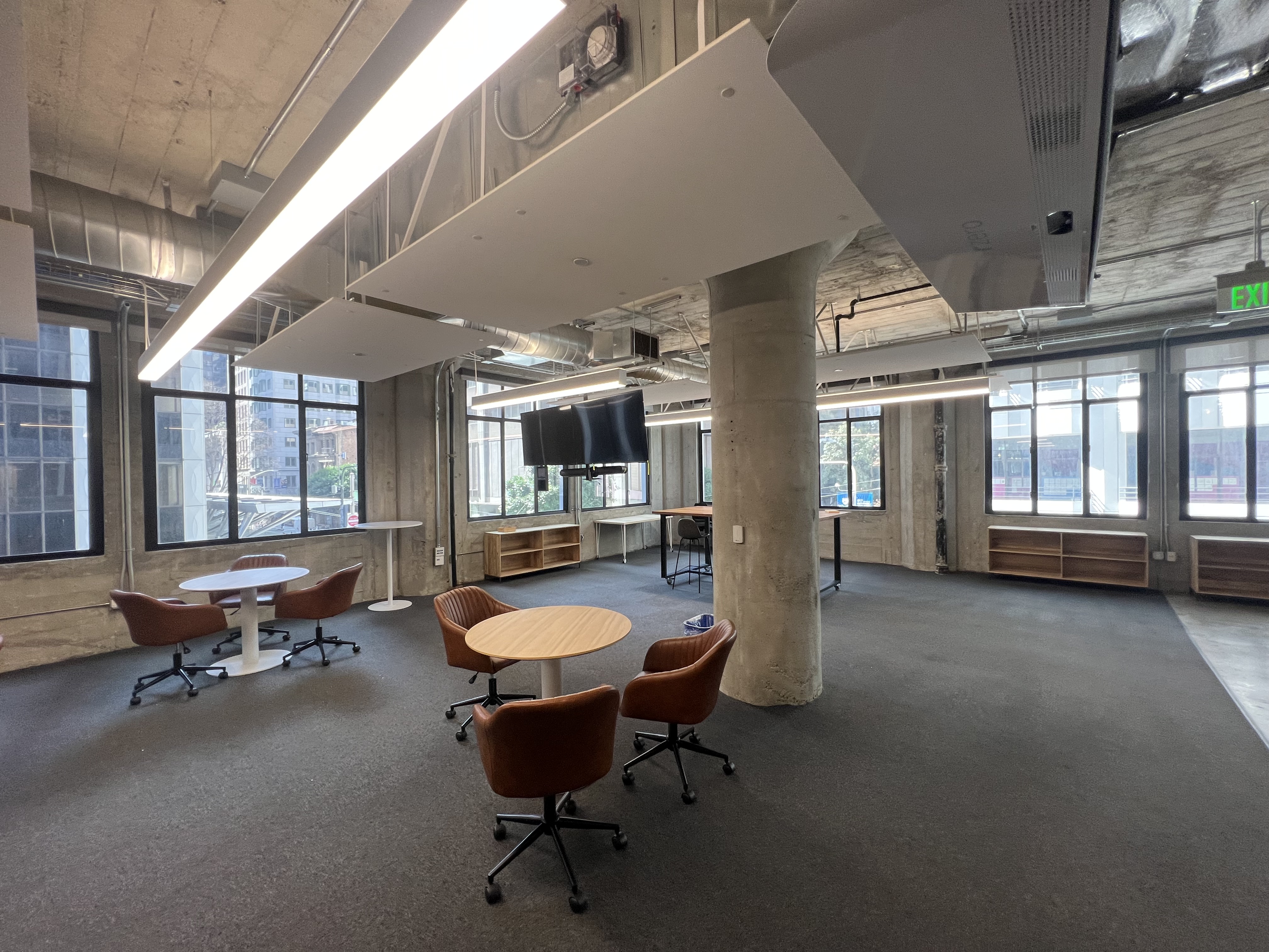 Bright, Modern Office in SF Financial District