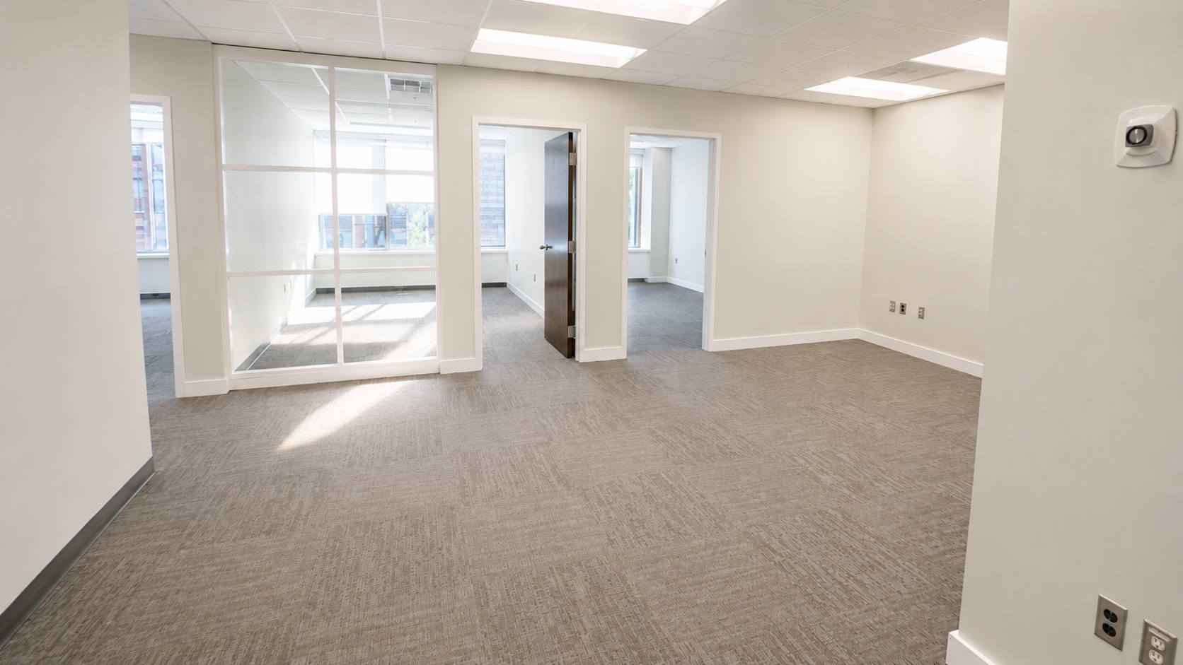 Bright & Sleek Office Space in Vibrant Back Bay
