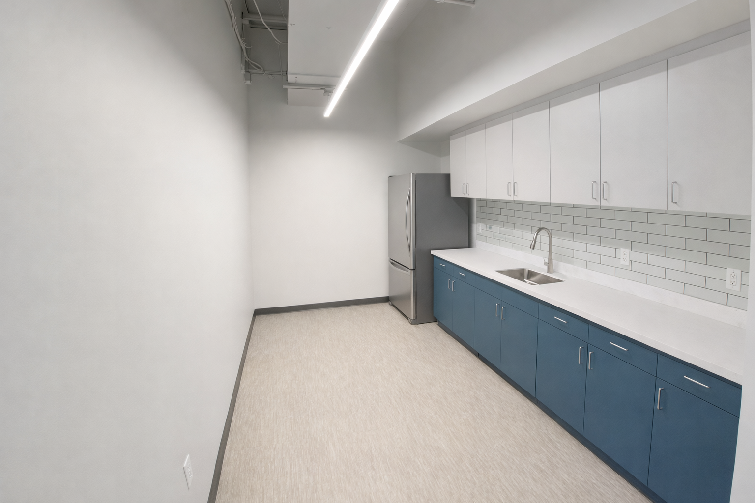 Modern Furnished Office with Natural Light in Woburn