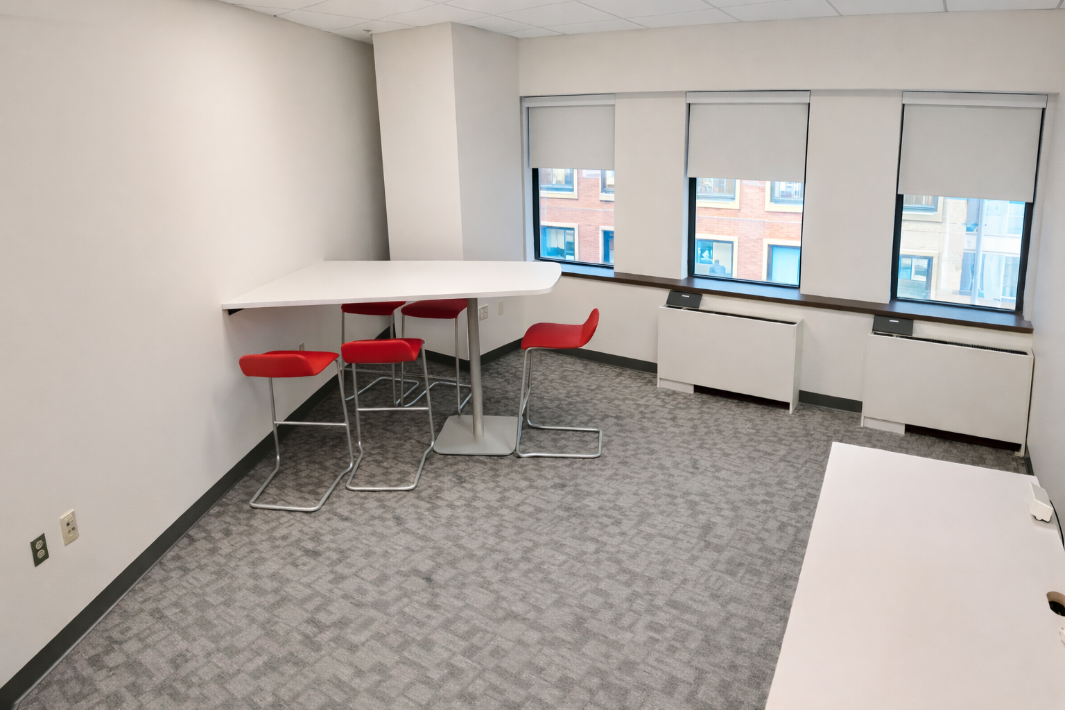 Modernized Office in the Heart of Downtown