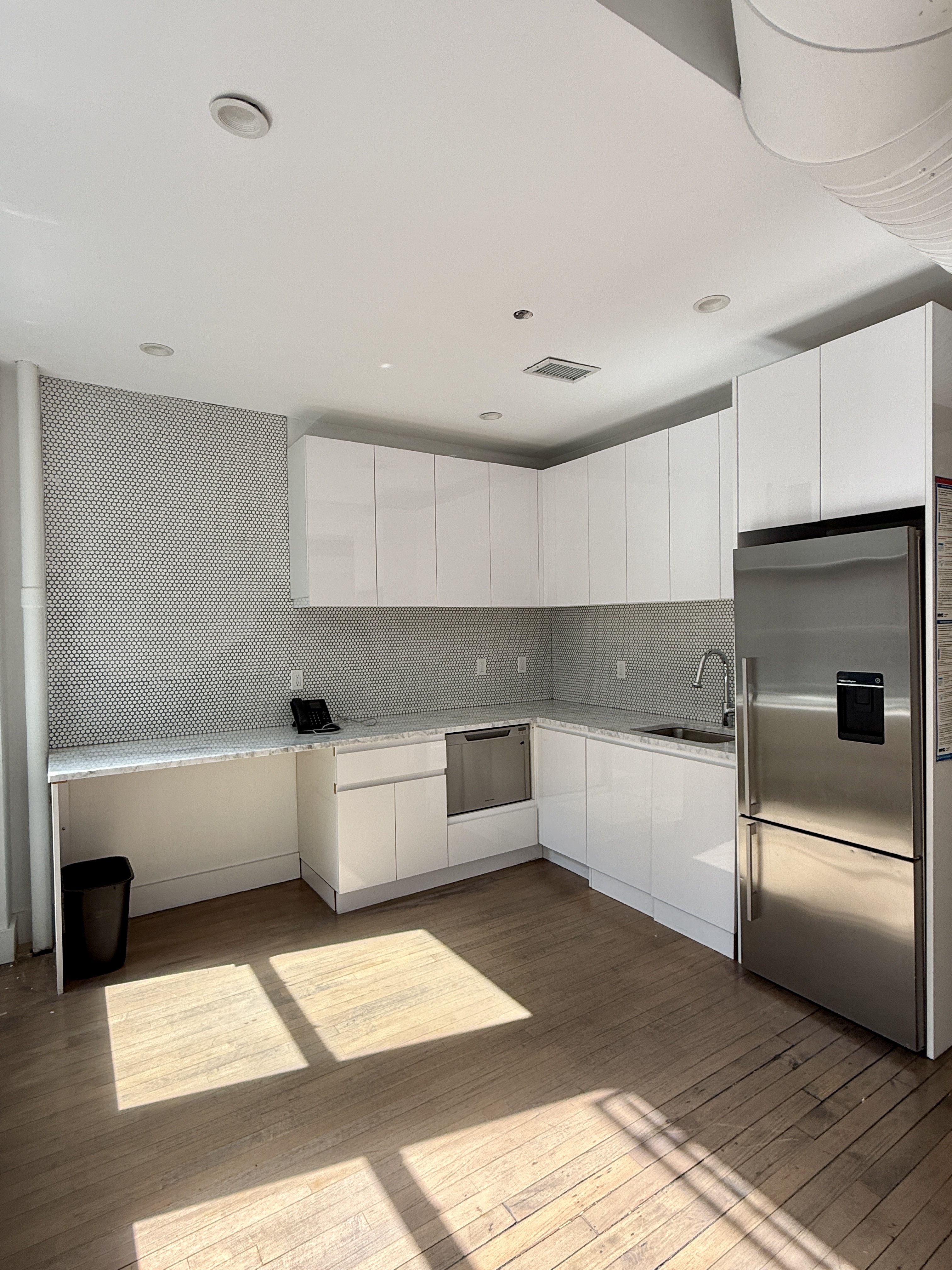 Charming Pre-War Loft Space in NoMad