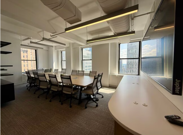 Top-Floor Office with Iconic Views off of Madison Ave