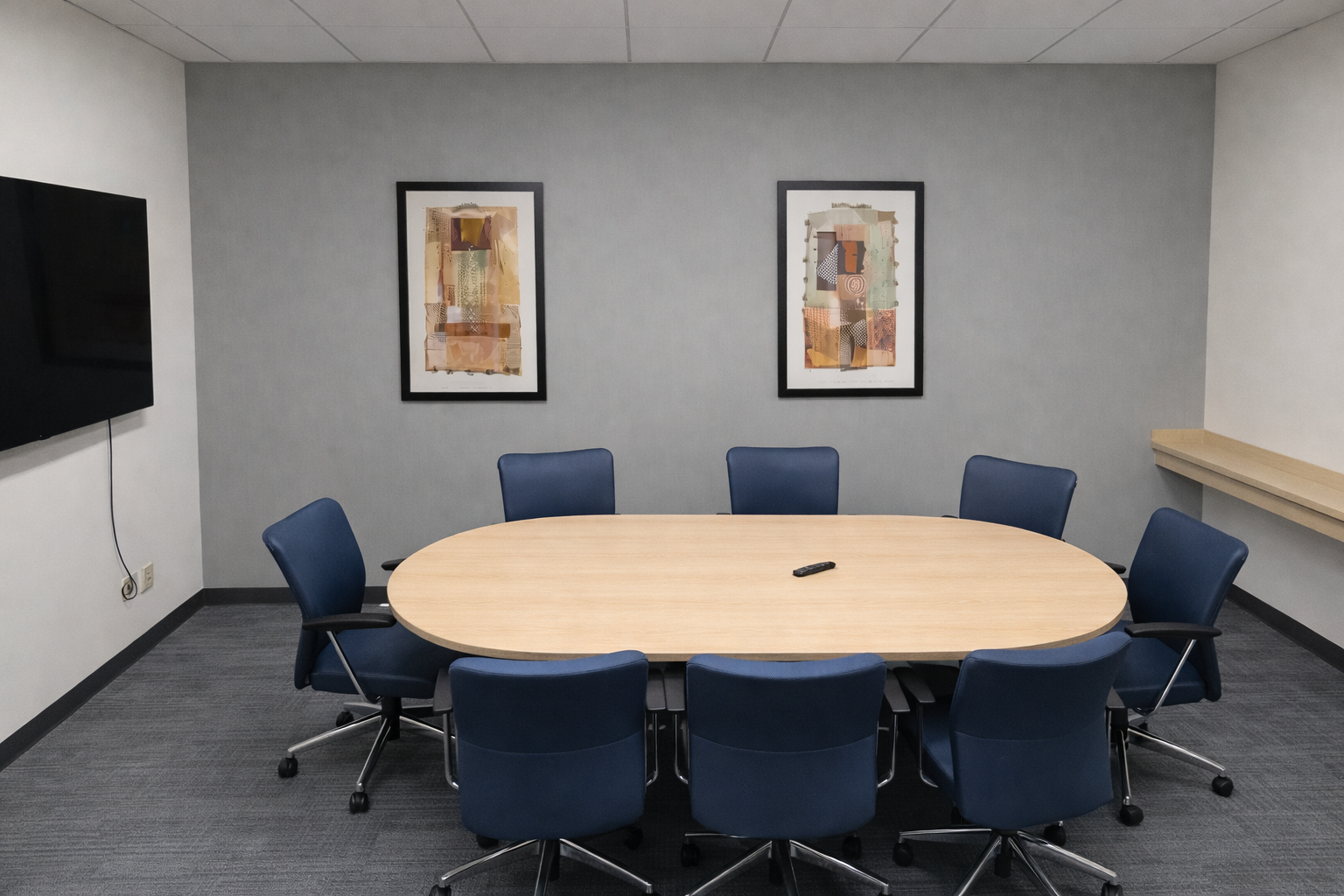 Contemporary Workspace in the Heart of Downtown