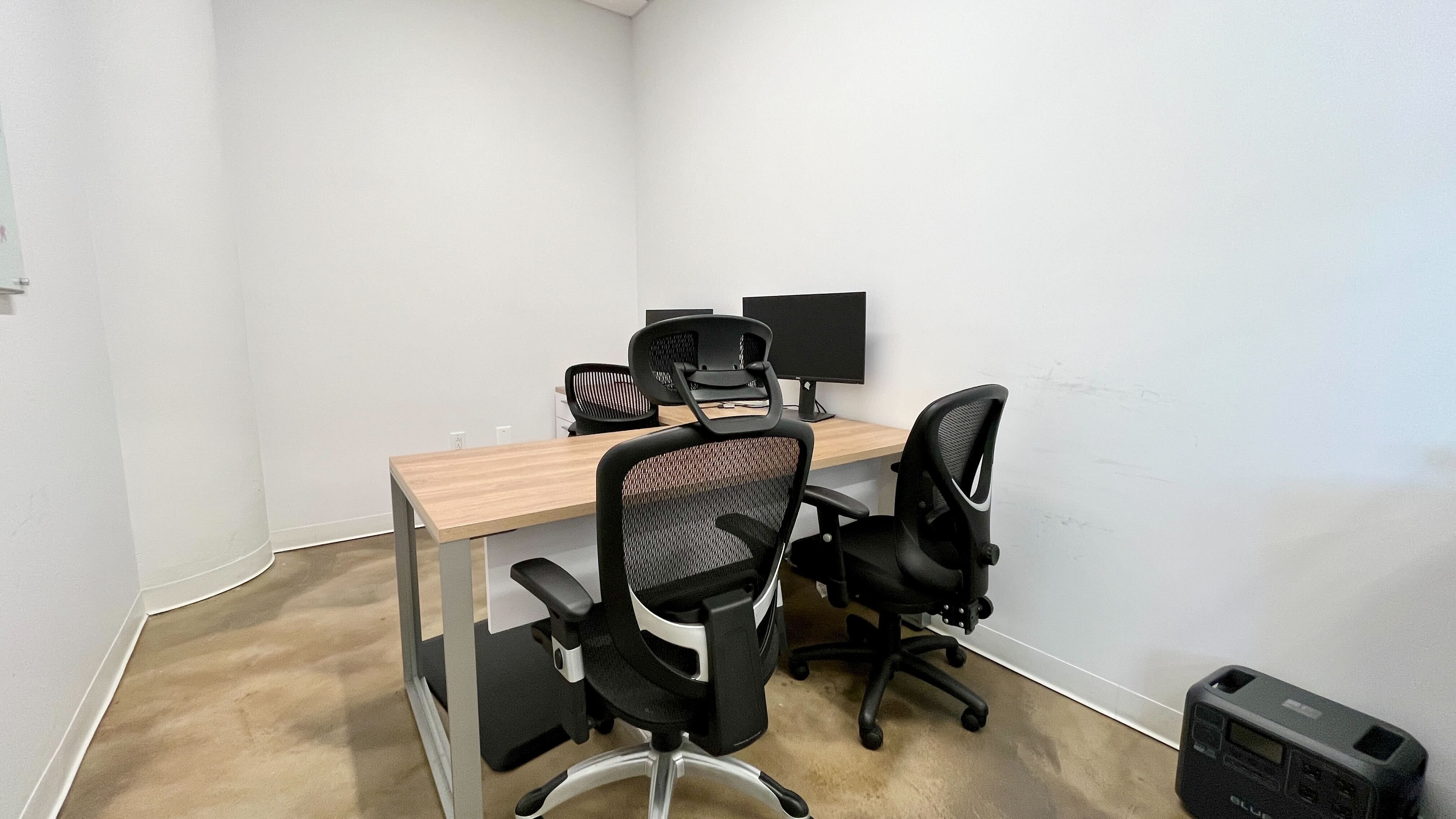 Soho Shared Space with Private Kitchen