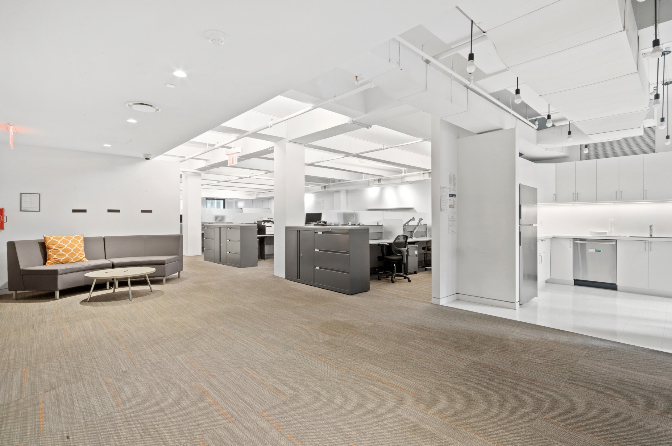 Plug & Play Midtown Workspace with Natural Light