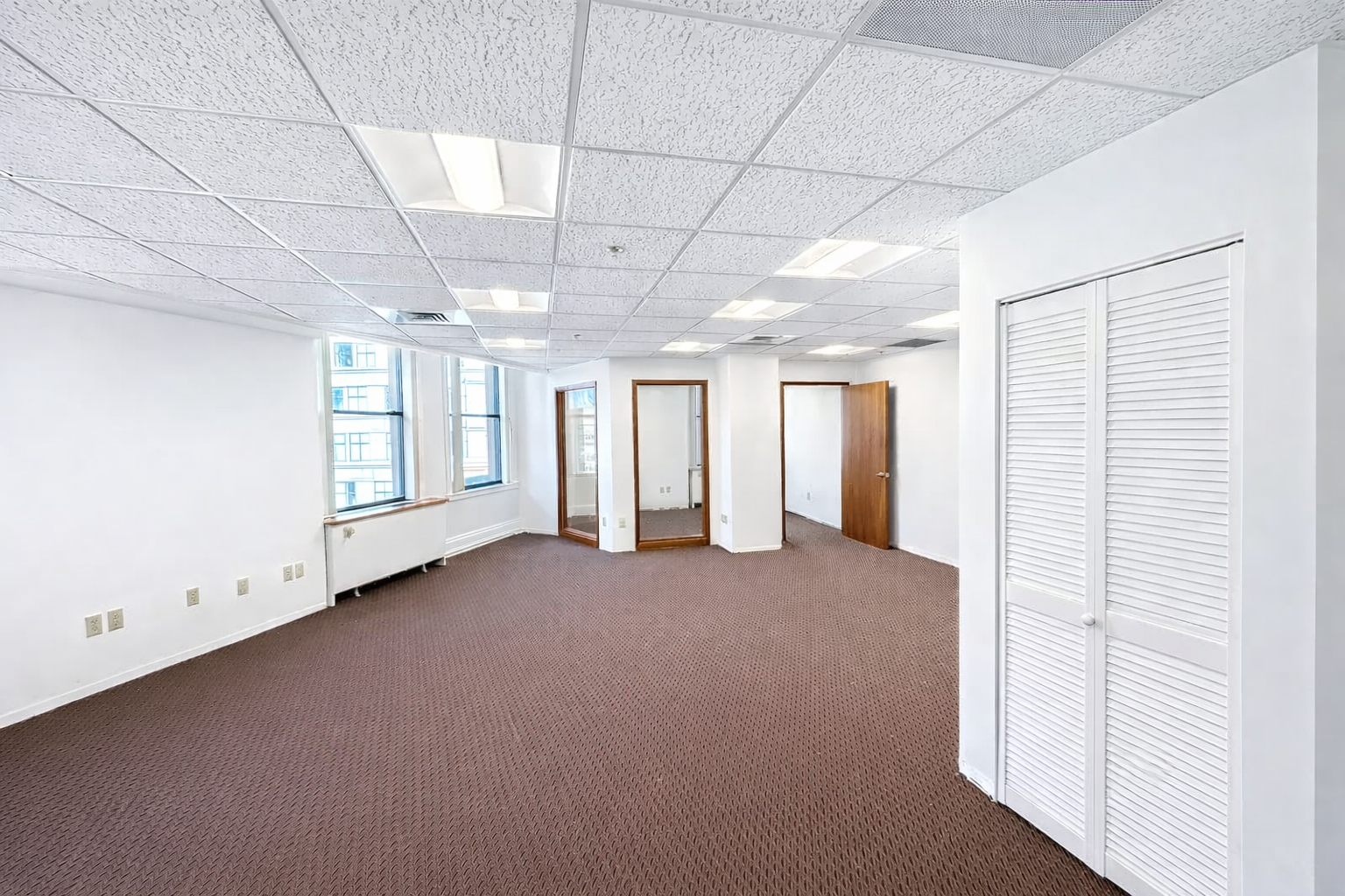 Bright Downtown Boston Office Space with Natural Light