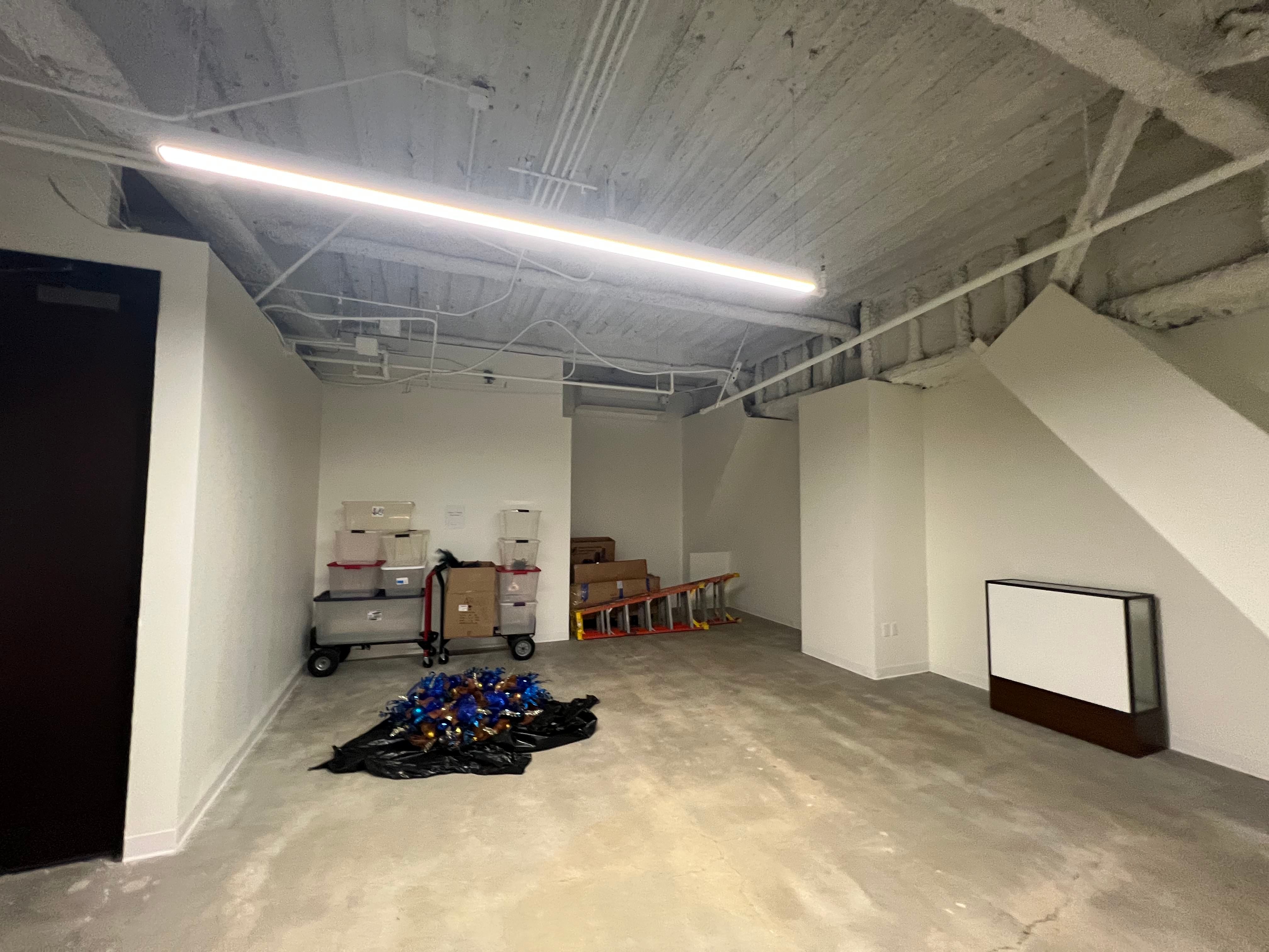 Bright High-Ceiling Office in SF Financial District