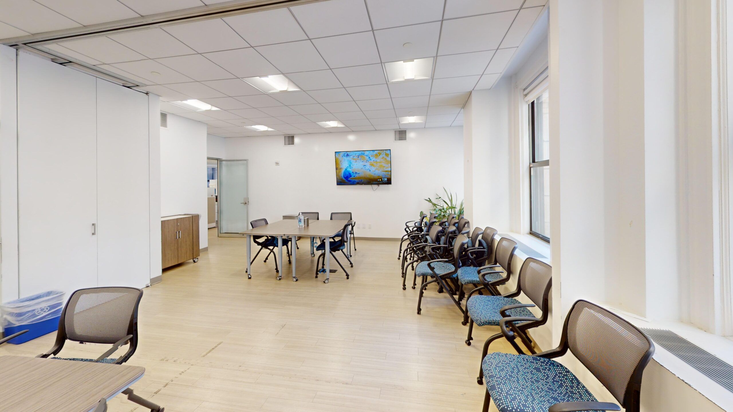 Bright and Inviting Office Space in NYC - FIDI