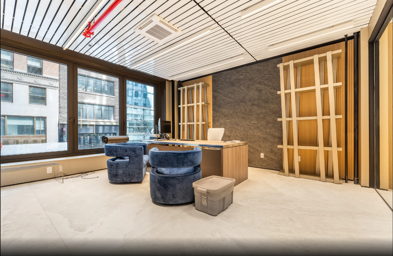 Modern Office Space in Midtown Manhattan