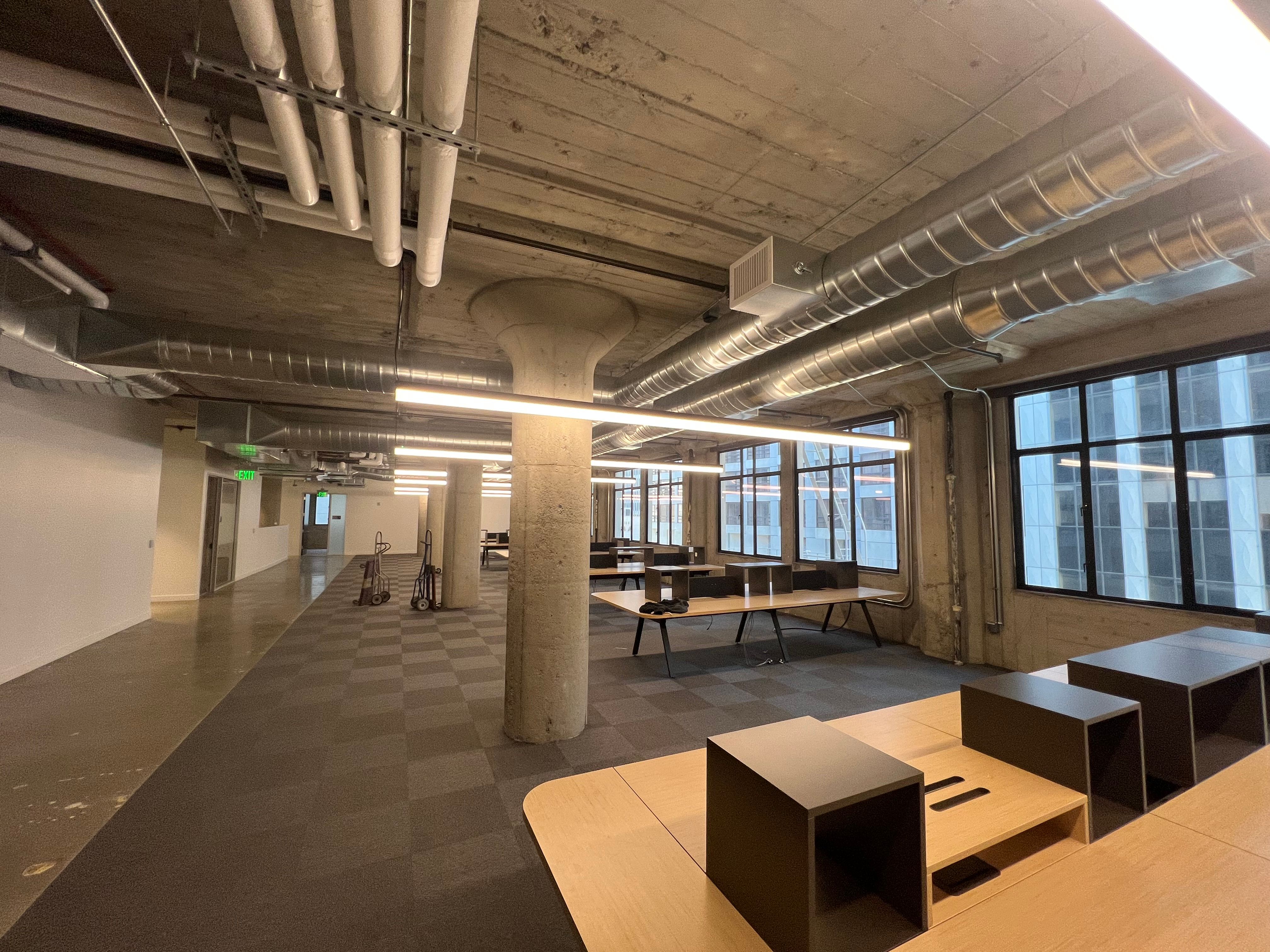Bright Office Space with Natural Light in FIDI