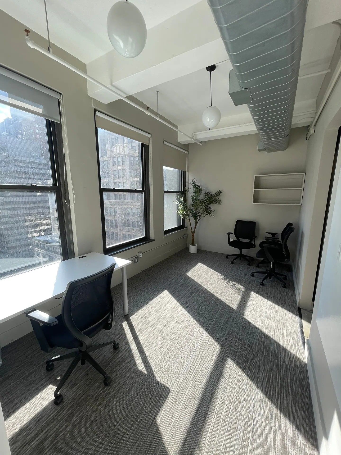 Charming Suite with Eastern Exposure