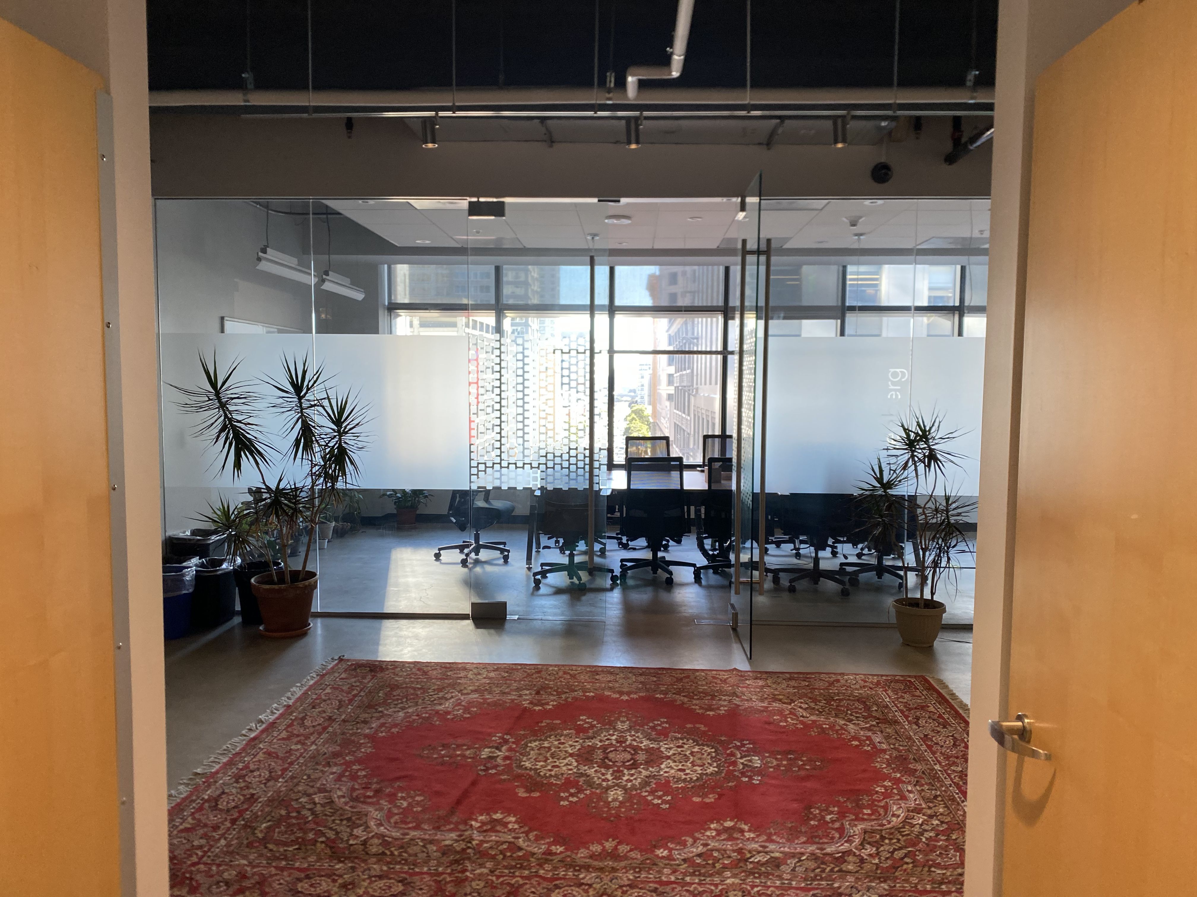 Bright Modern Office with Natural Light and Amenities