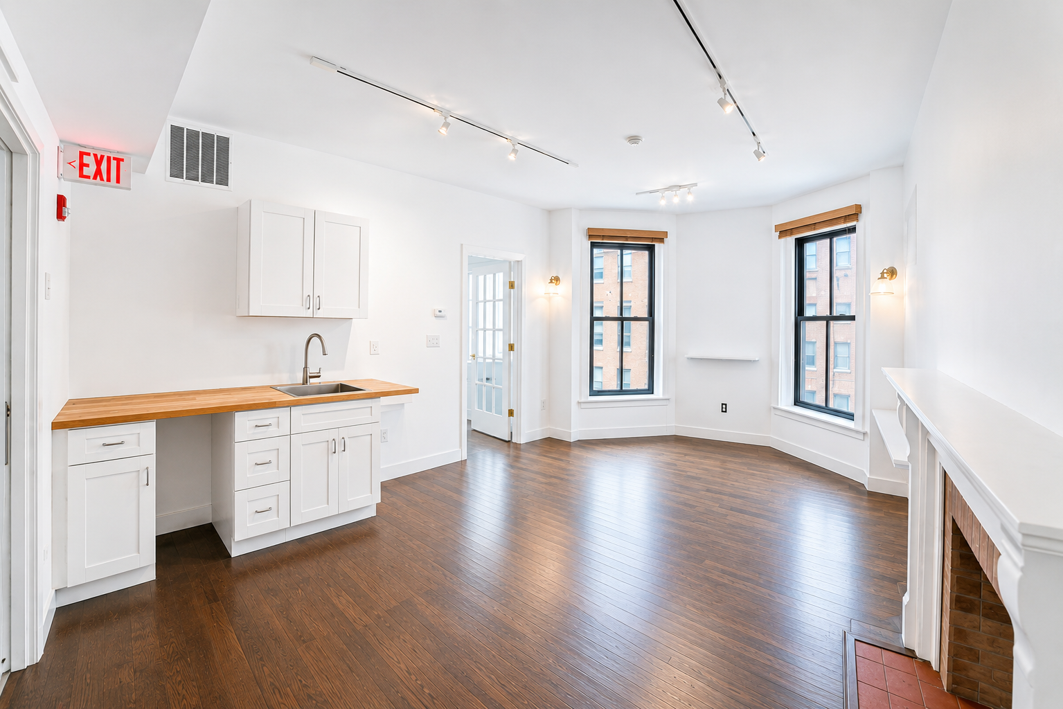 Bright Back Bay Office on Newbury Street