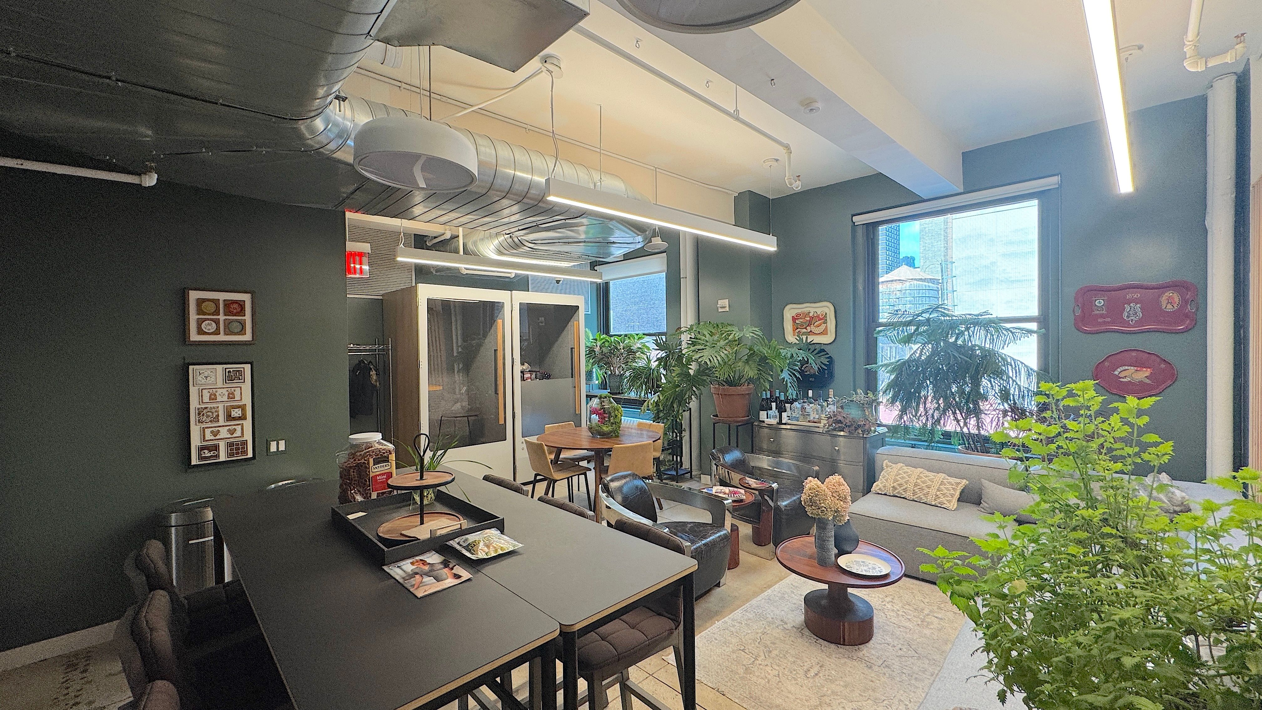 Midtown Office with Stunning Views