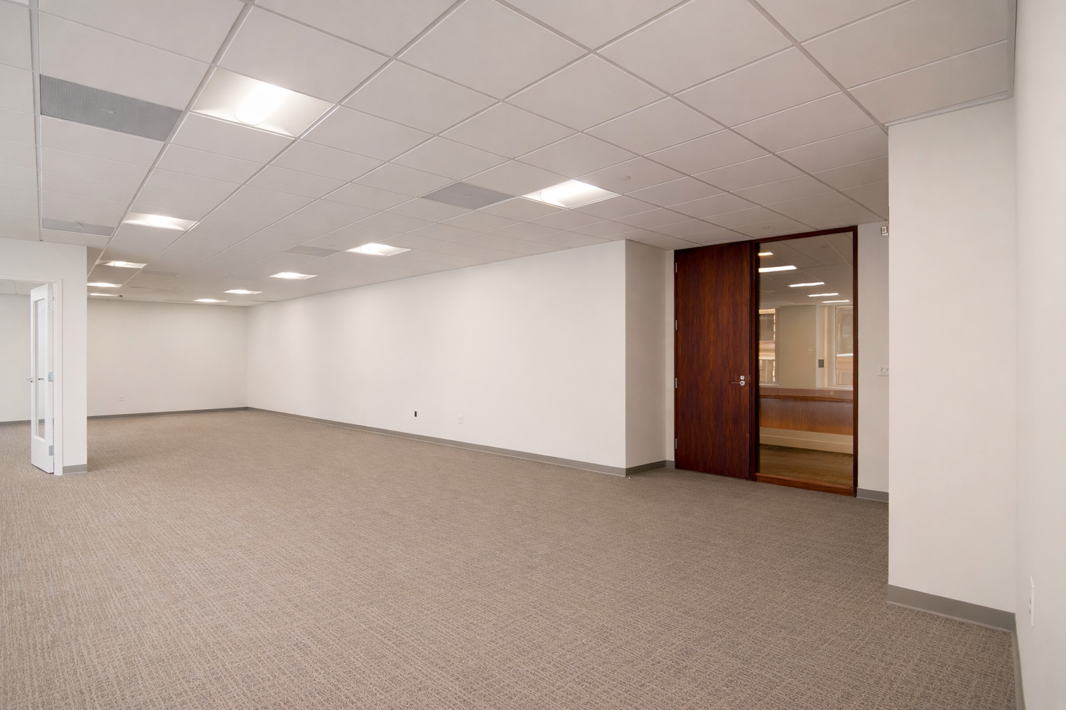 Bright and Inviting Downtown Boston Office Space