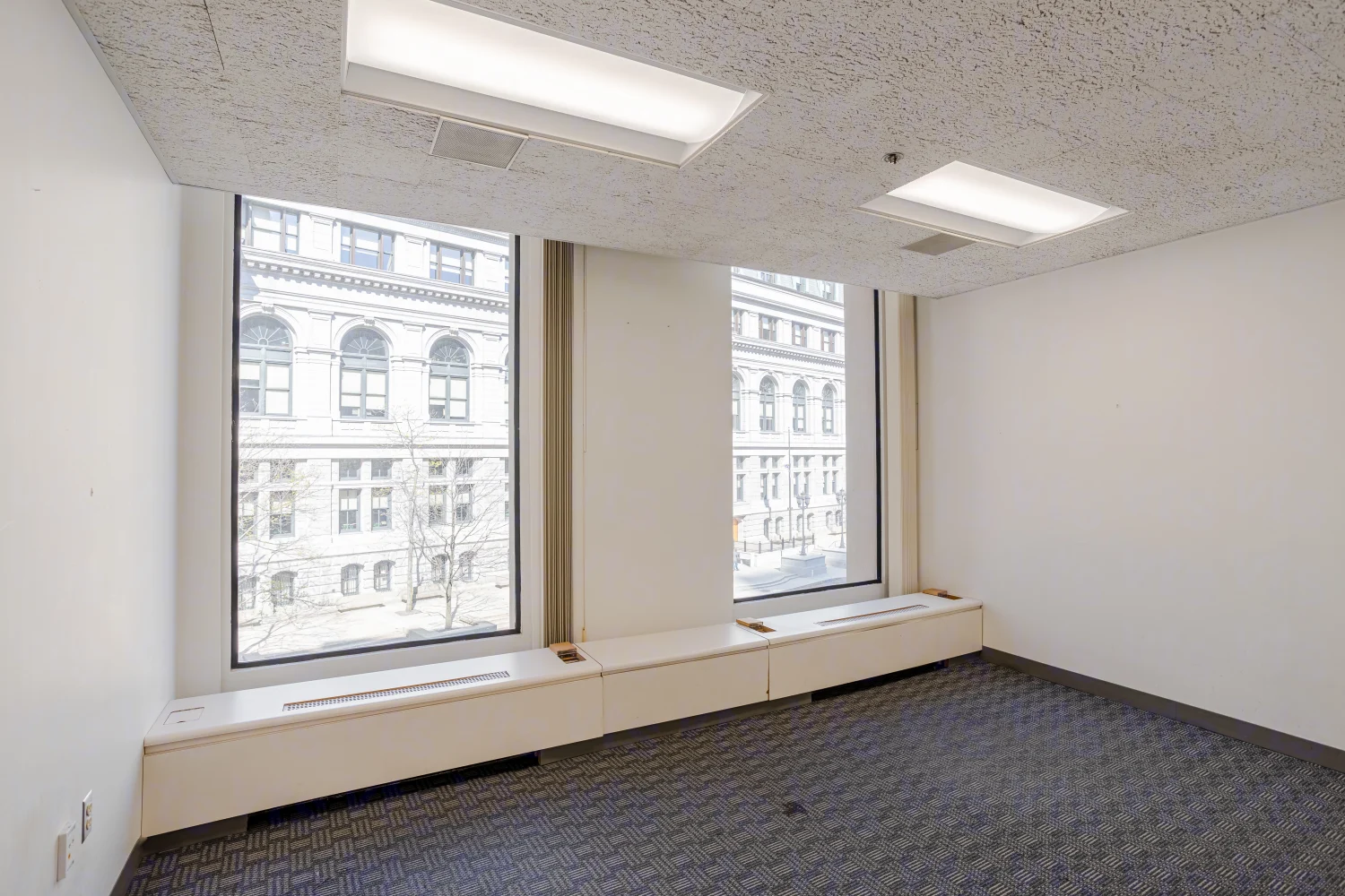 Bright Downtown Boston Office with Natural Light