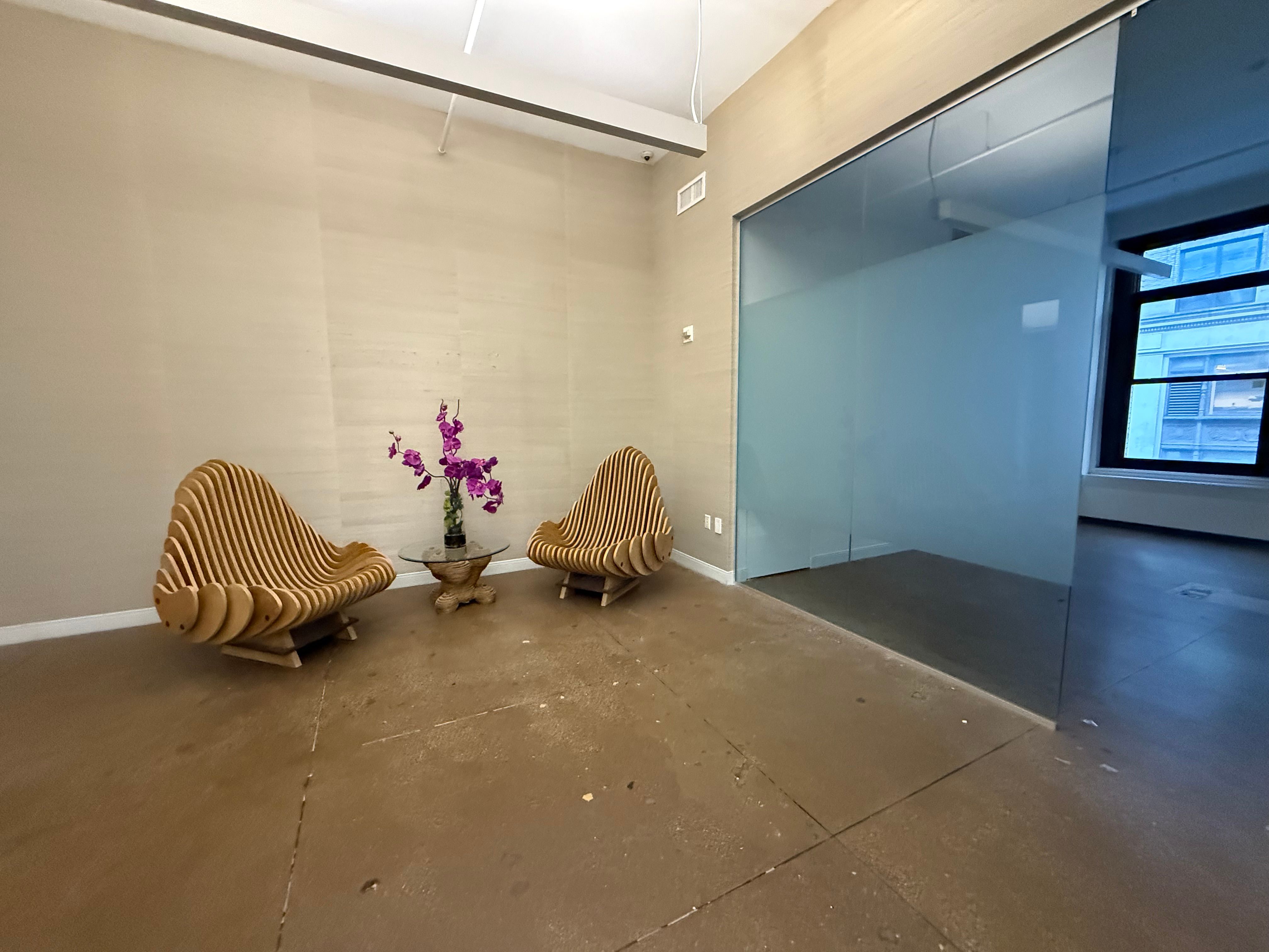 Bright Midtown Office with Modern Amenities