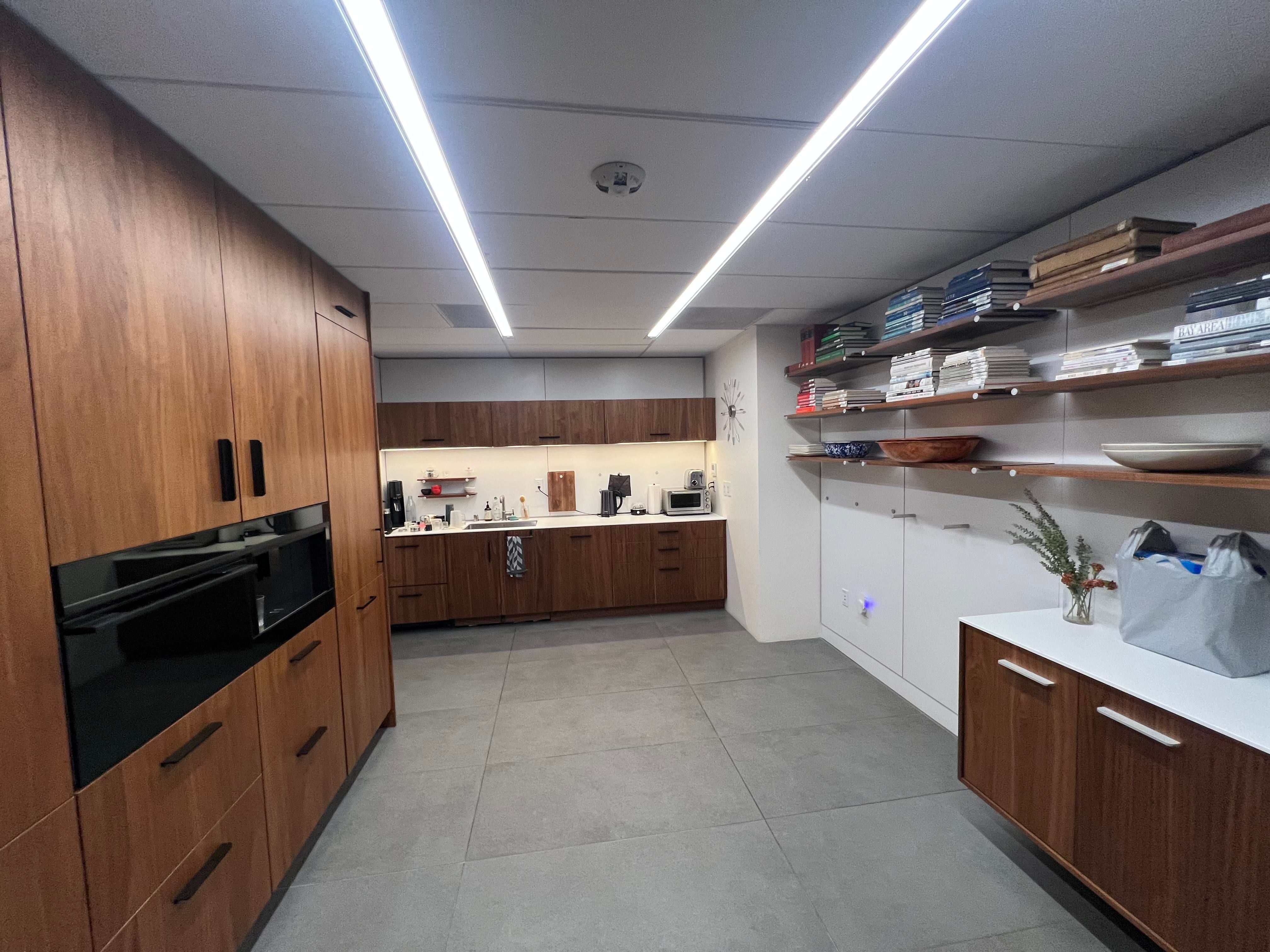 Dynamic Office Space with Exposed Brick in SF FIDI