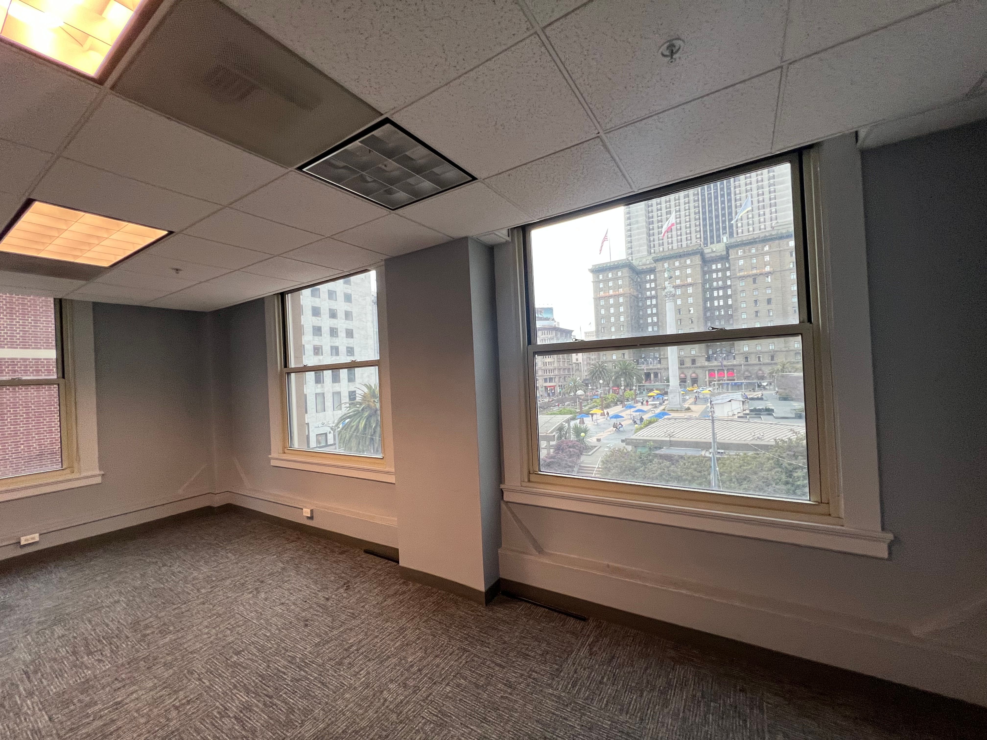 Light-Filled Union Square Office Space