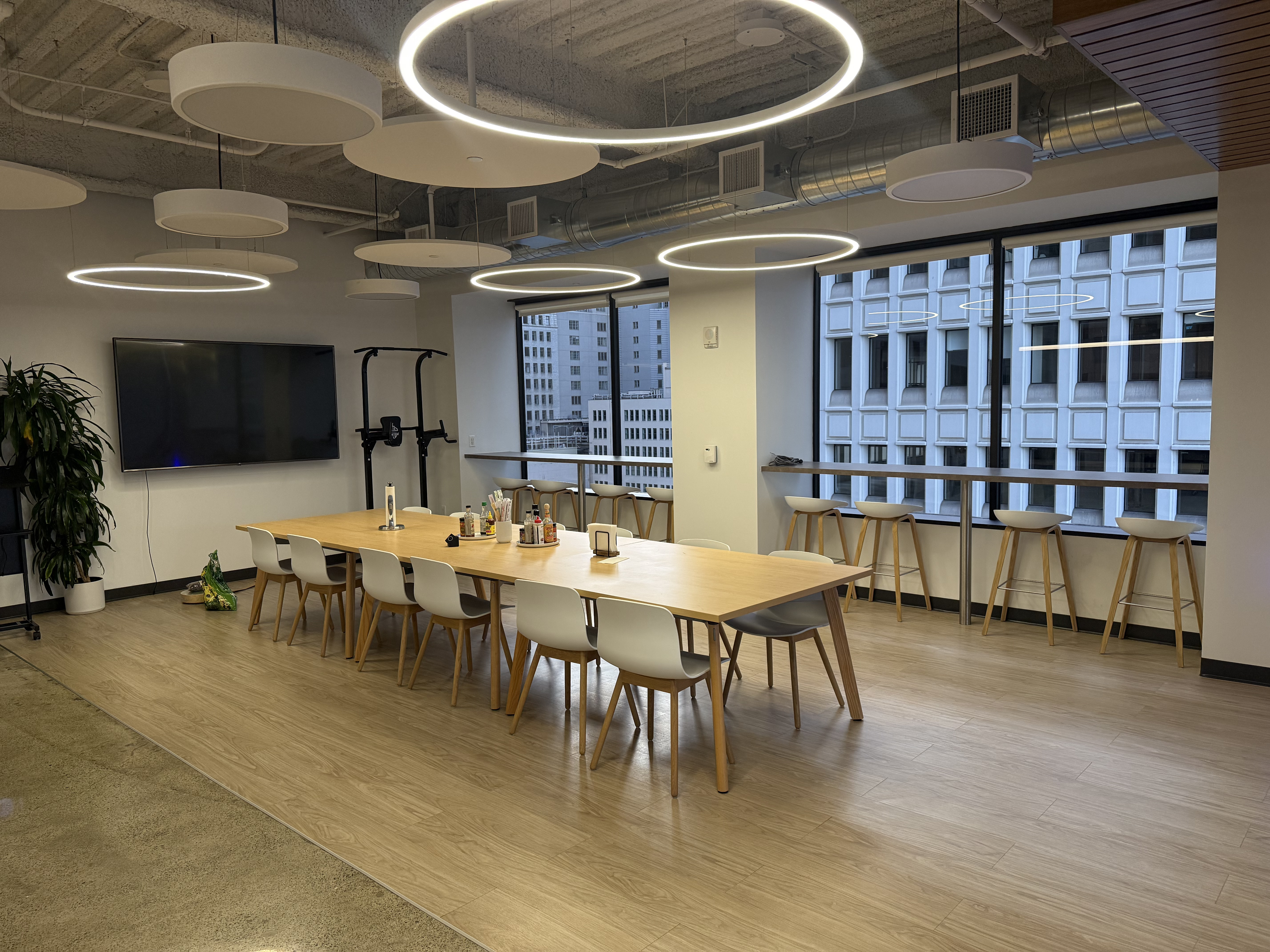 Expansive Office with Great Views in South FiDi