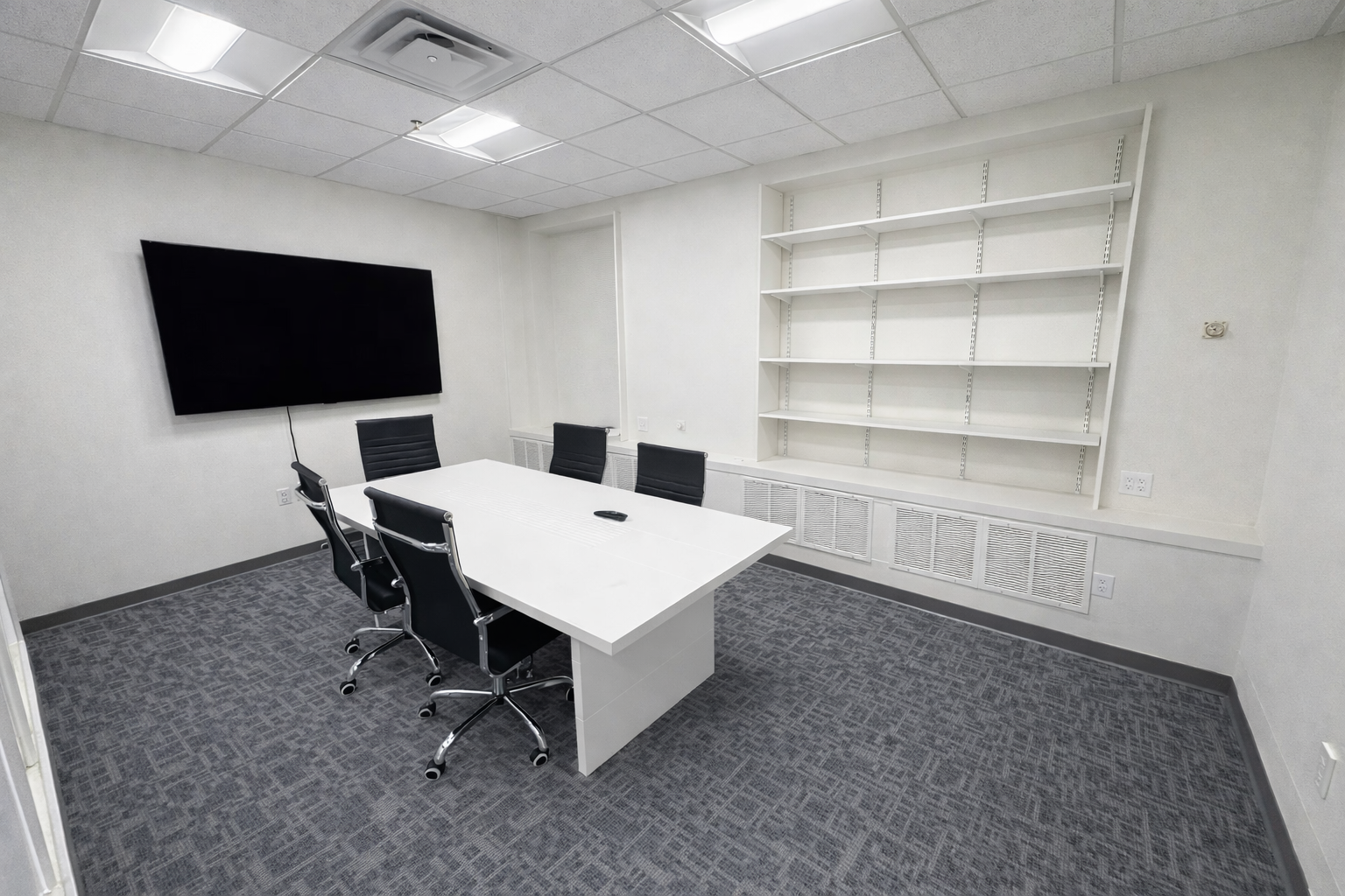 Private Office in Downtown Boston with Floor Amenities 