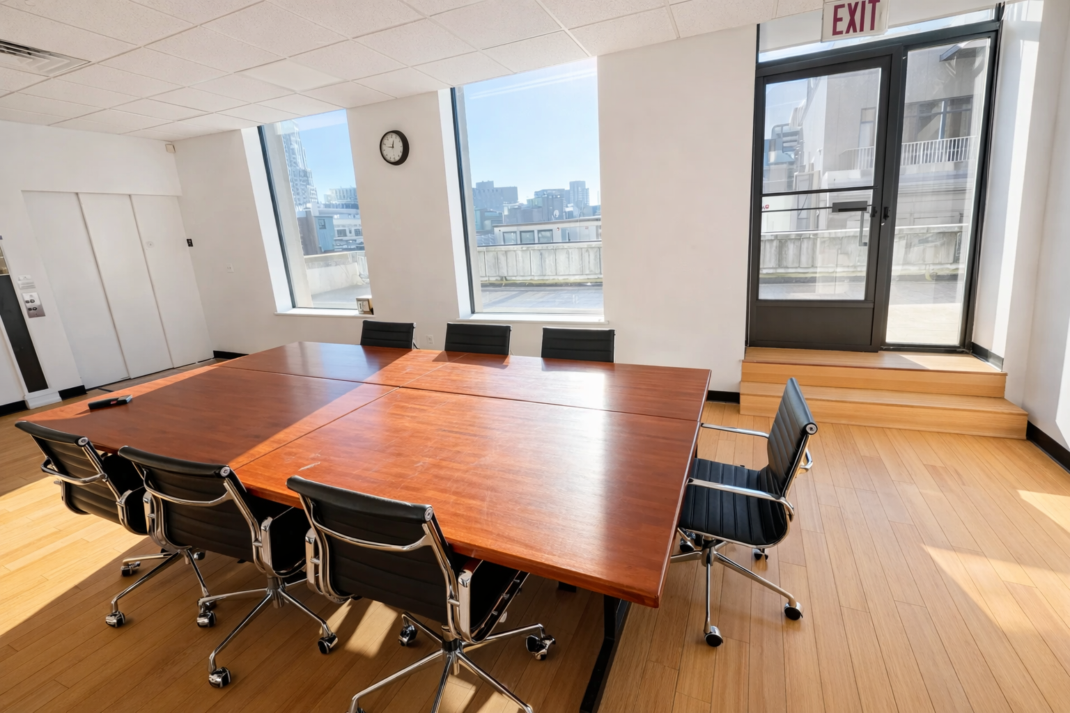 Chic Brick Office with Natural Light in Downtown