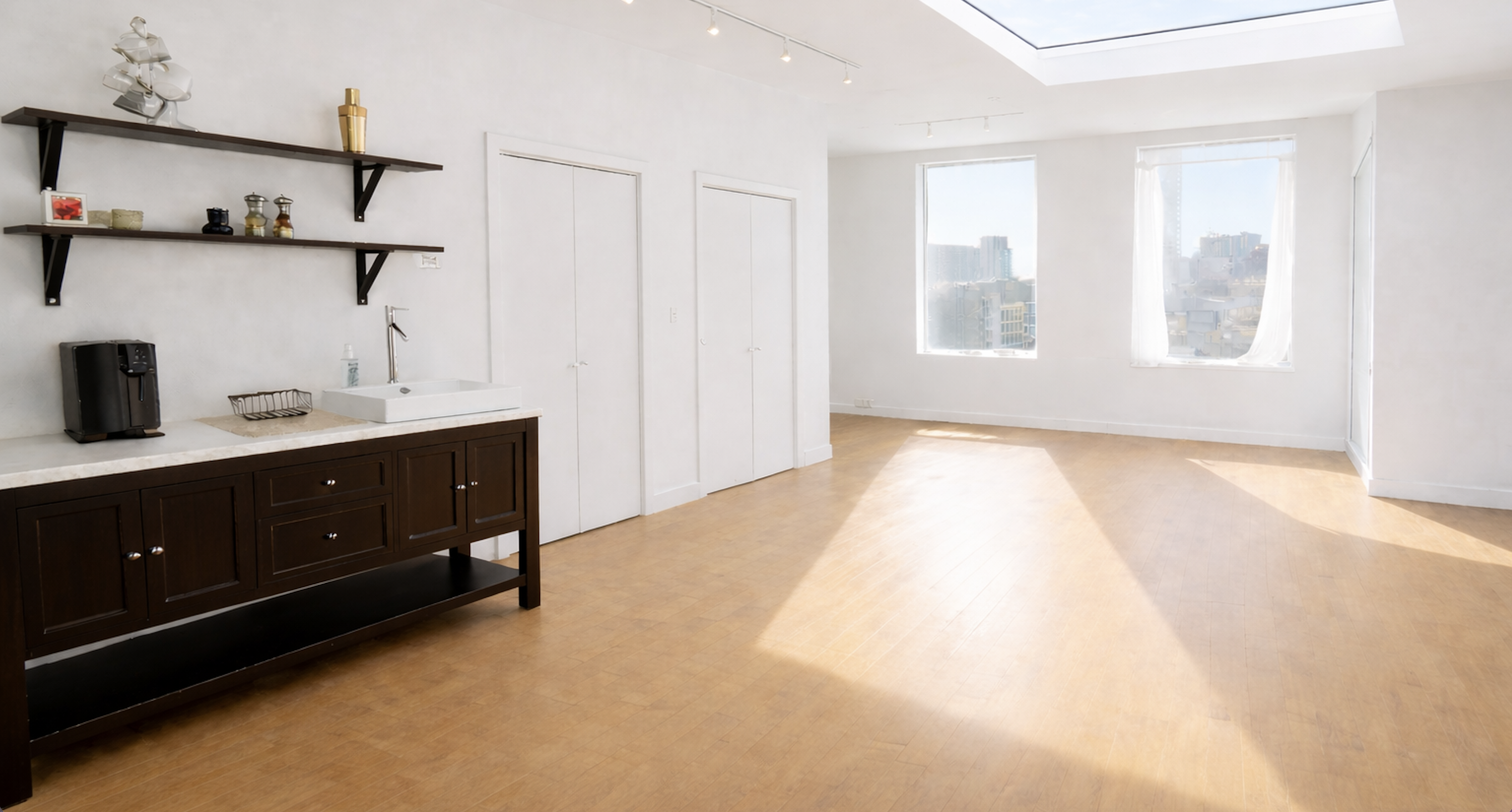 Stylish Modern Office with Natural Light in Downtown