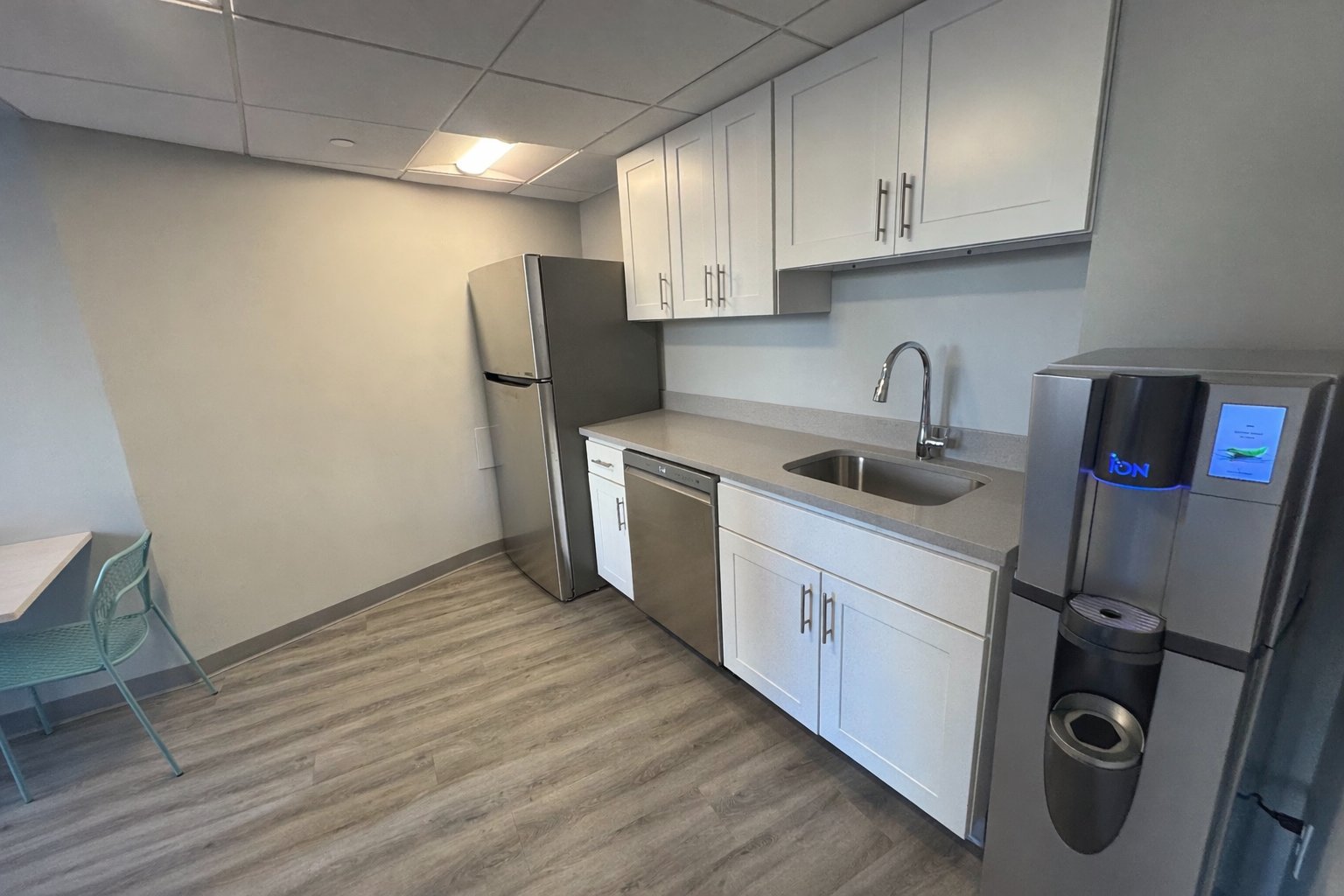 Bright Downtown Boston Office with Natural Light