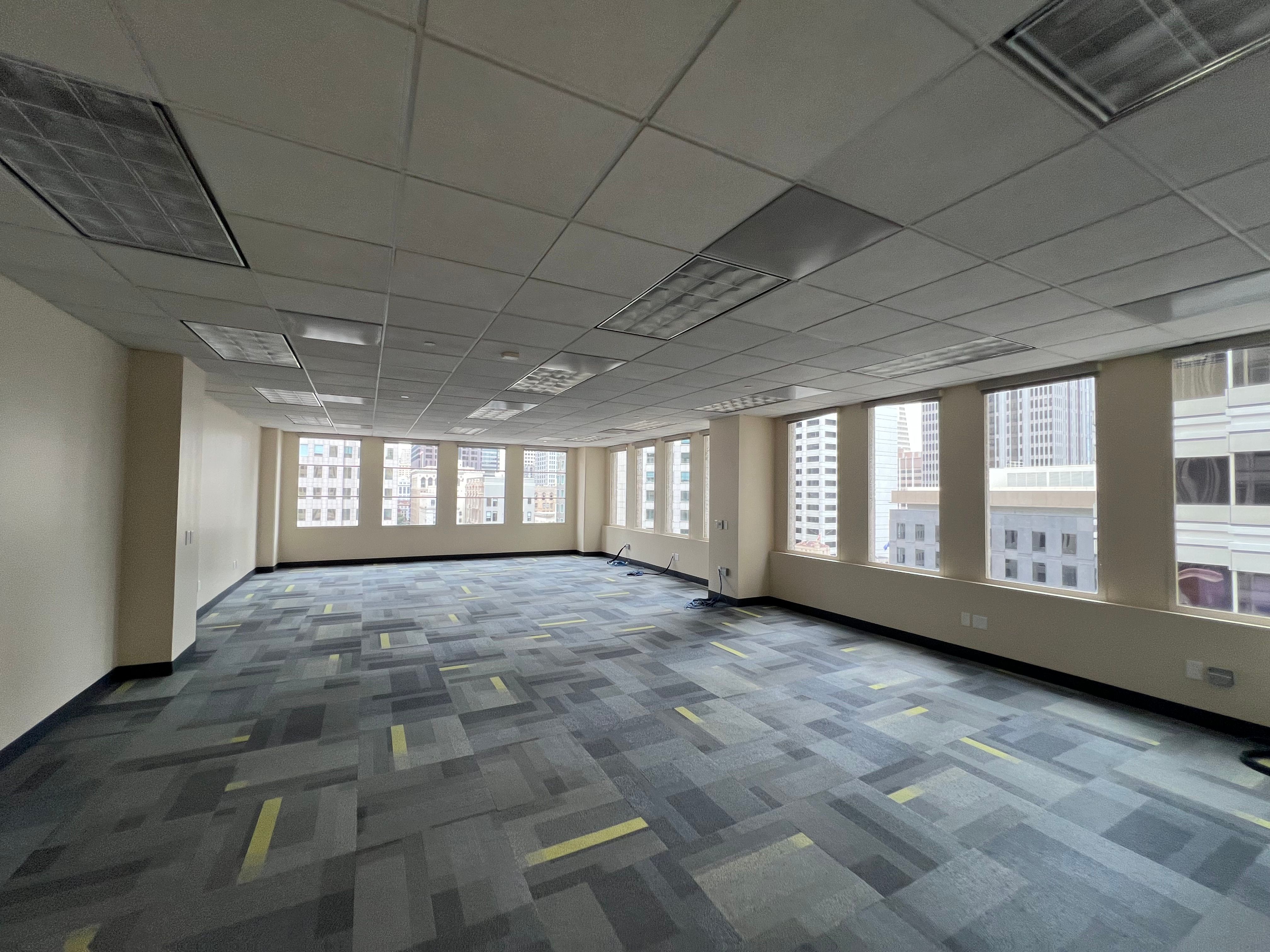 Vibrant Sunlit Office in SF Financial District