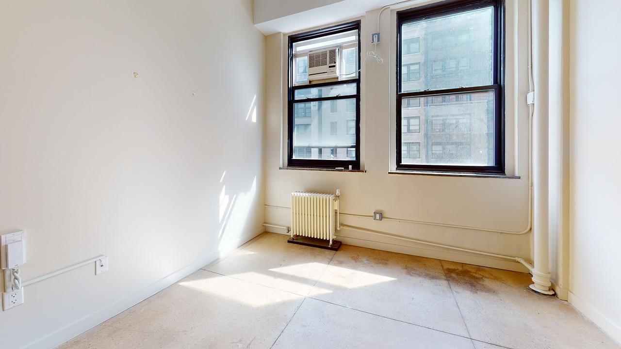 Bright Corner Office Suite Near Penn Station