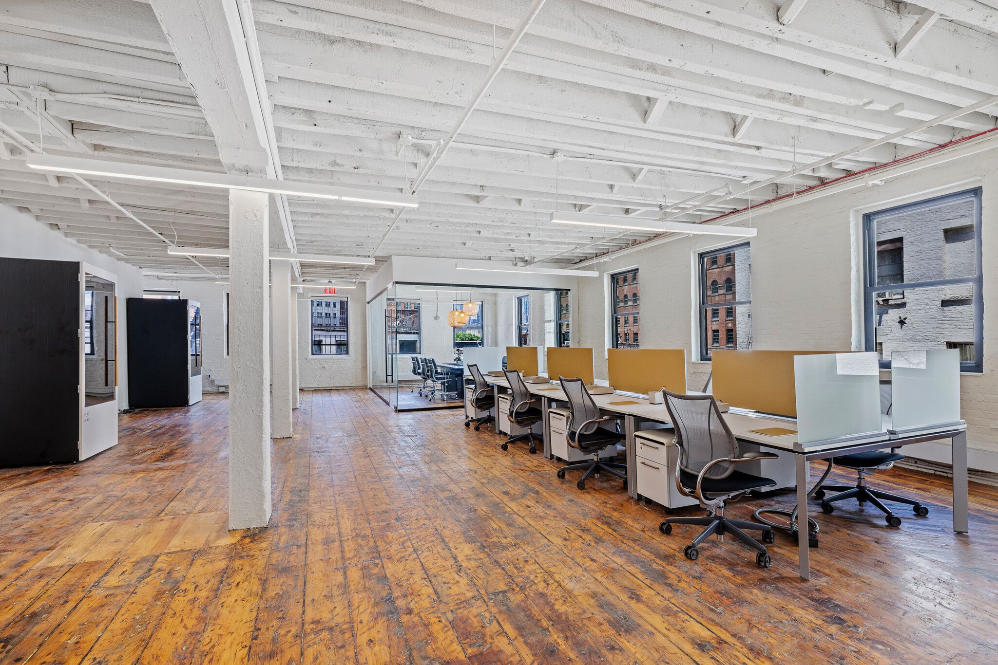 Elevated Offices in DUMBO — Modern Finishes & Outdoor Access