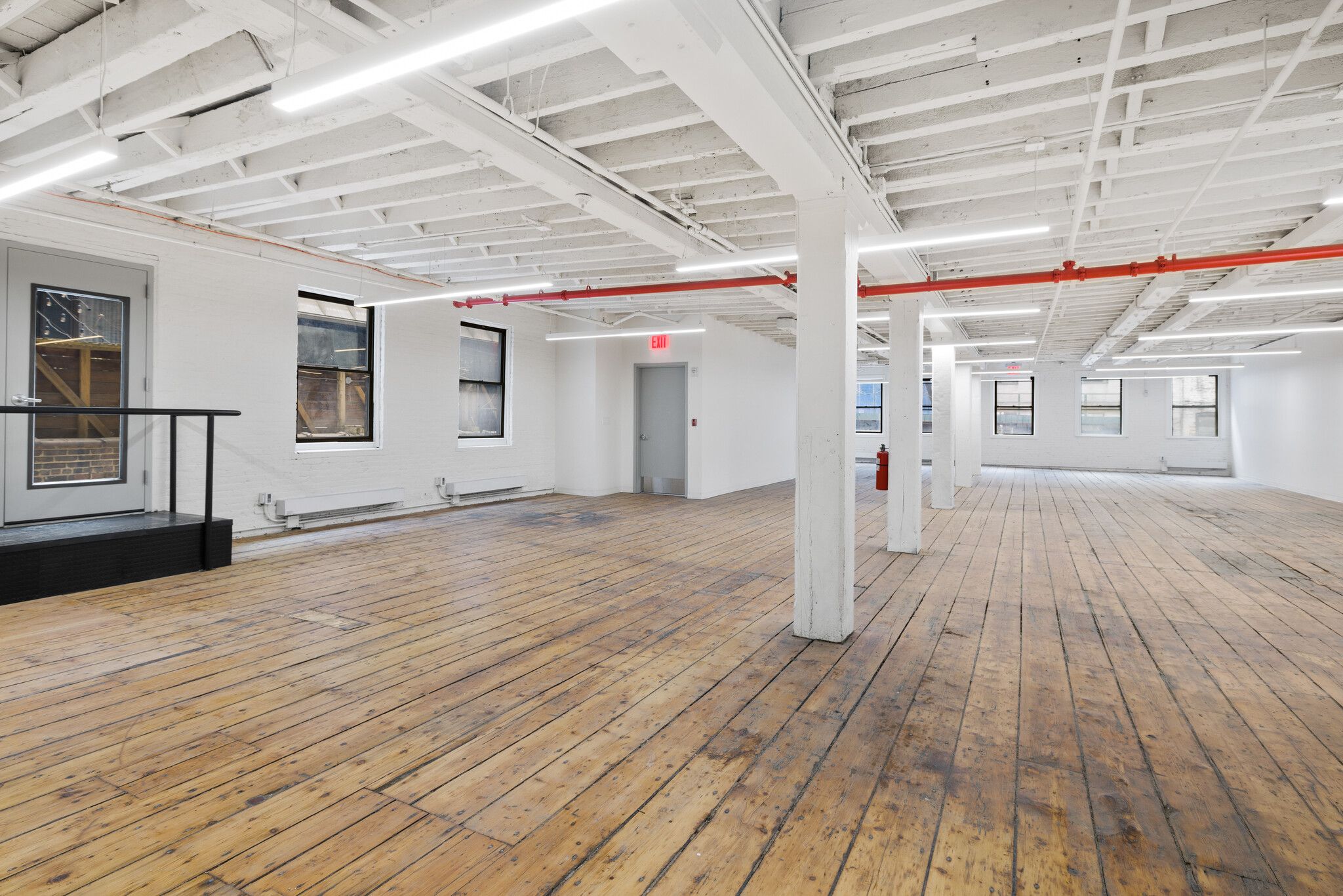 Elevated Offices in DUMBO — Modern Finishes & Outdoor Access