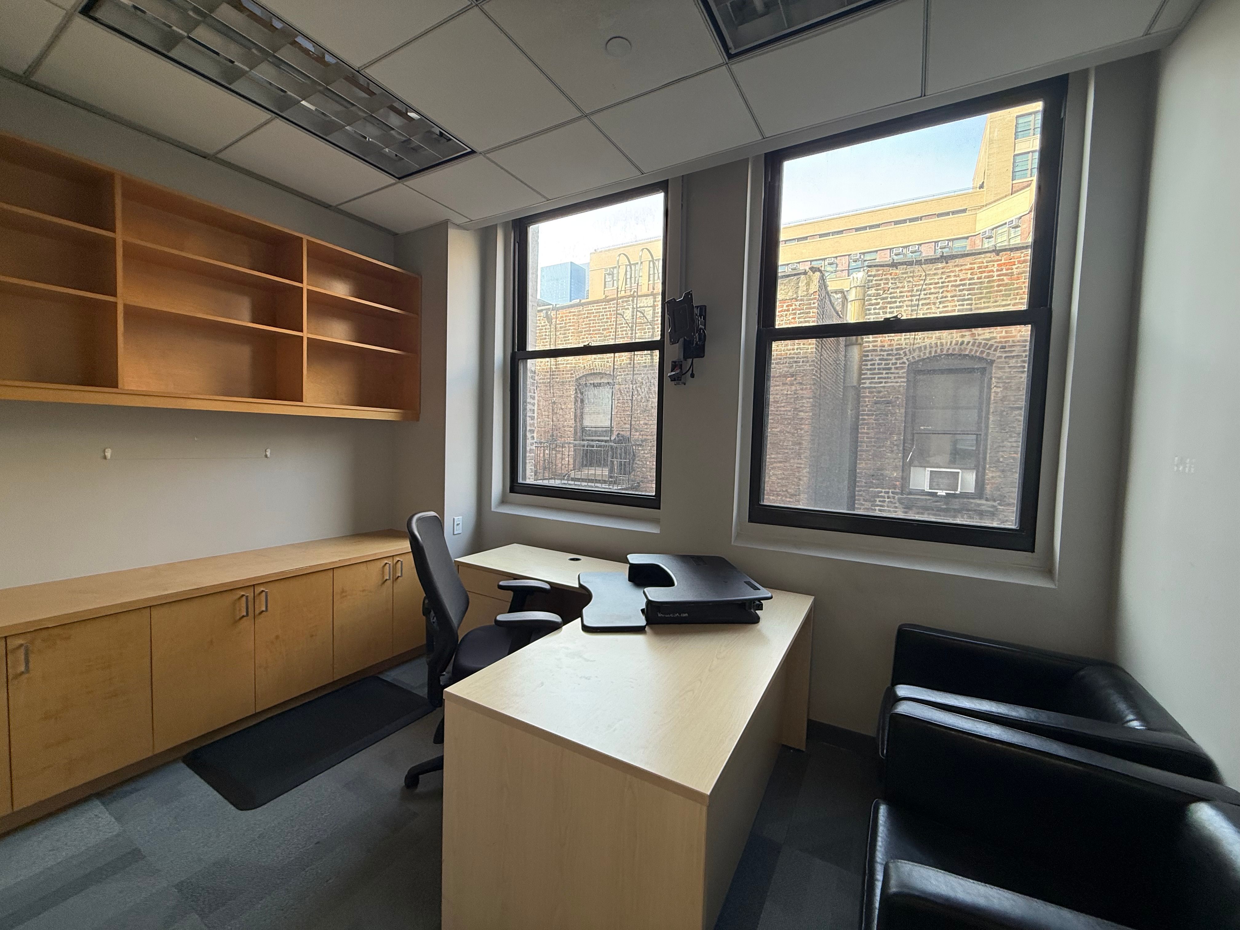 Bright Modern Office Space in Chelsea