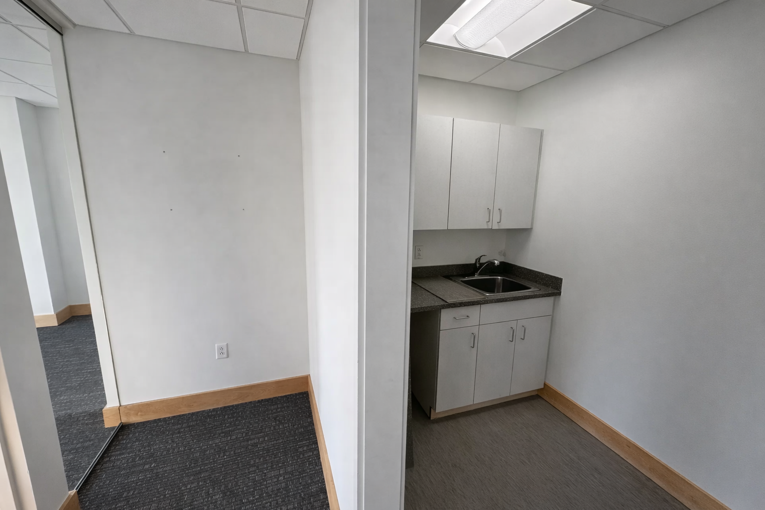 Bright Workspace with Private Suites in Back Bay 