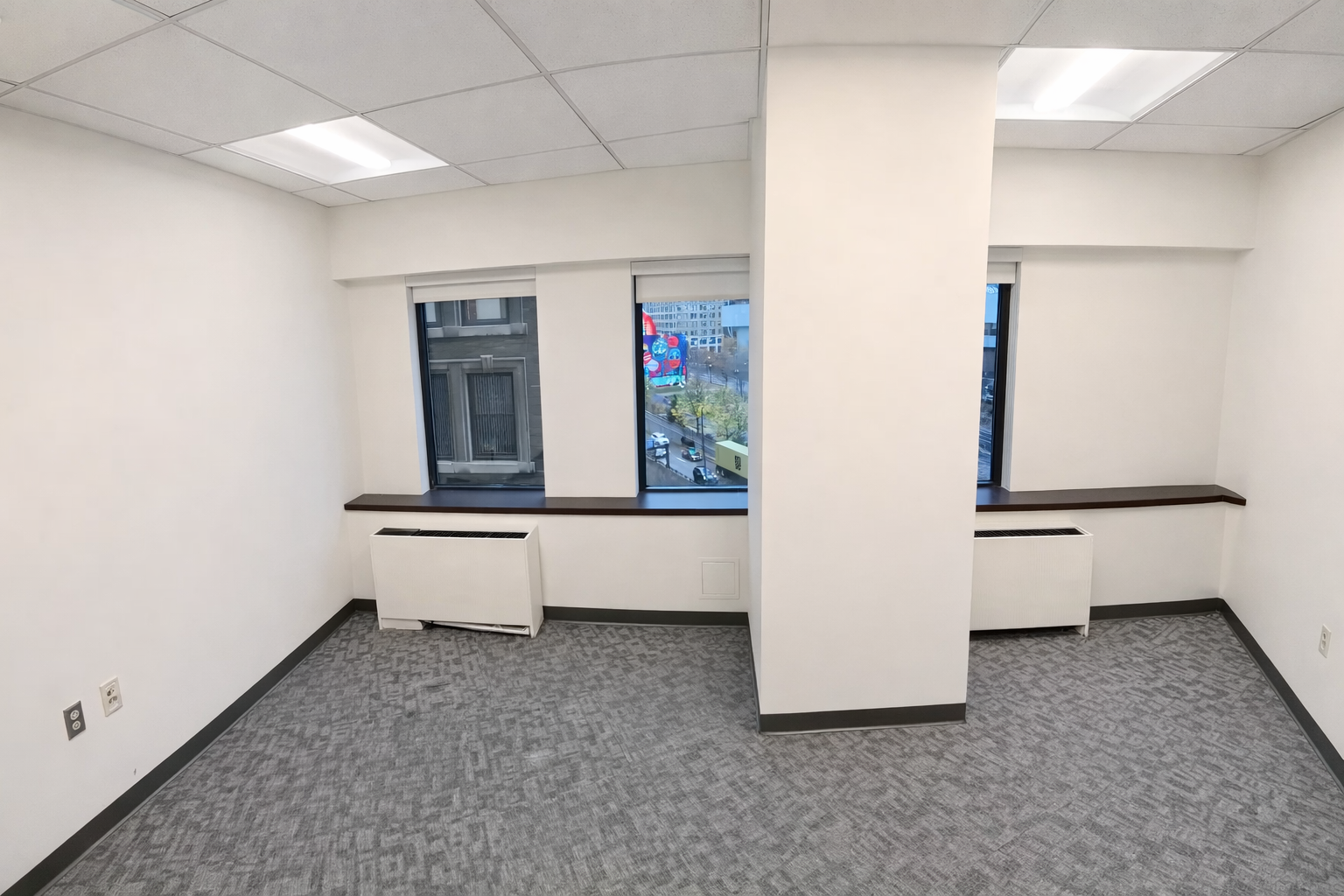 Modern Expansive Workspace in the Heart of Downtown
